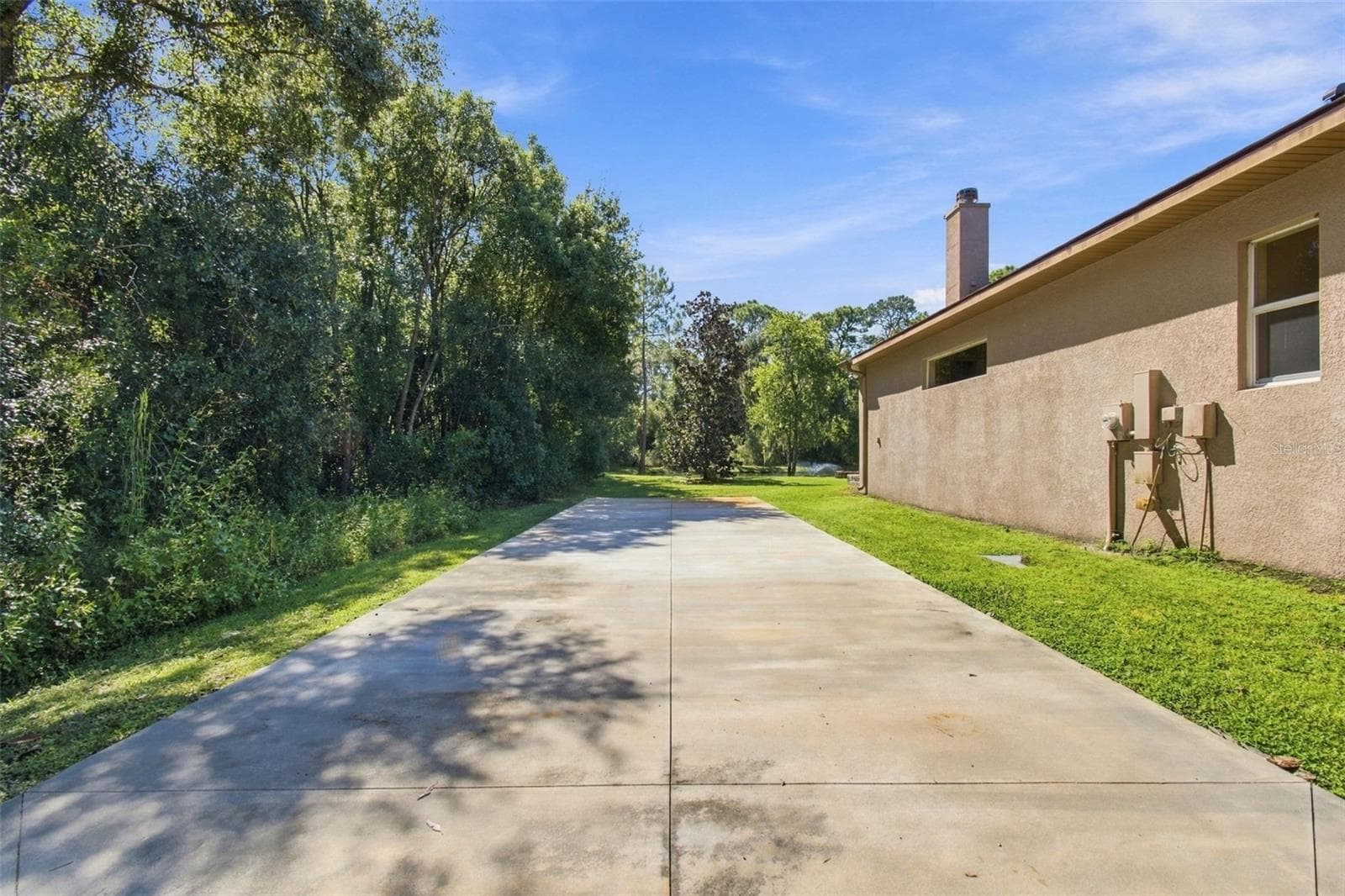 Concrete Pad/RV Parking - 13887 GAVIN RD, DOVER