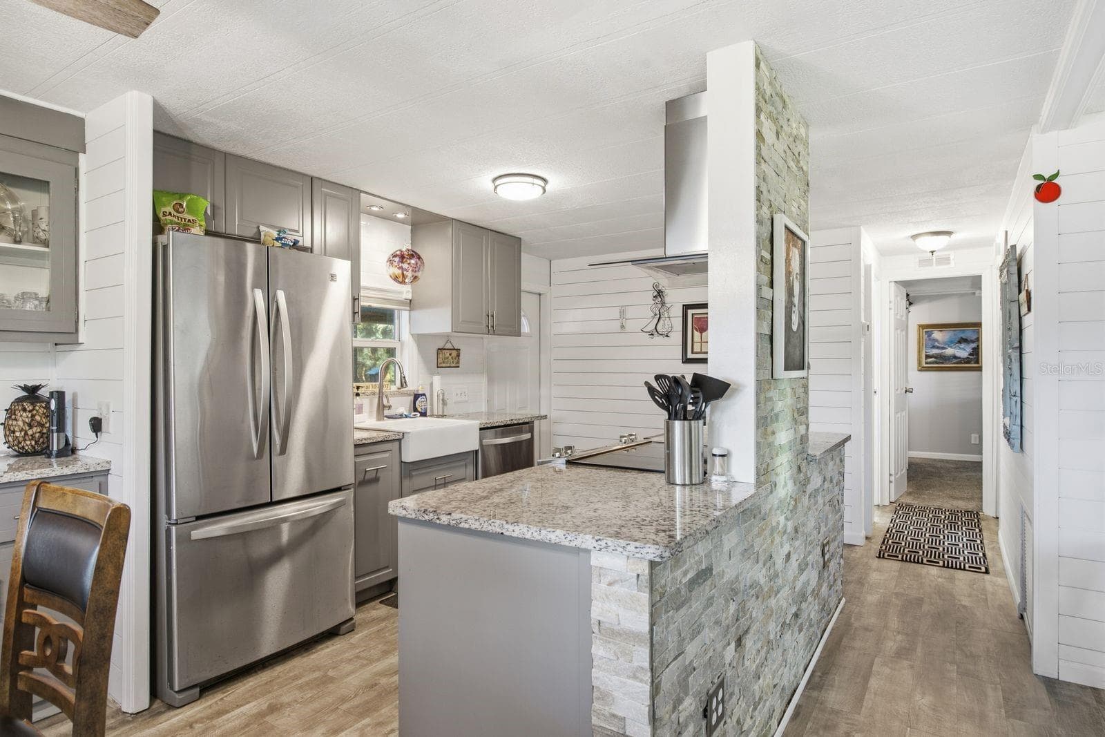 Manufactured Home at 185 LAKE TARPON DR #31, PALM HARBOR, photo 12 of 33