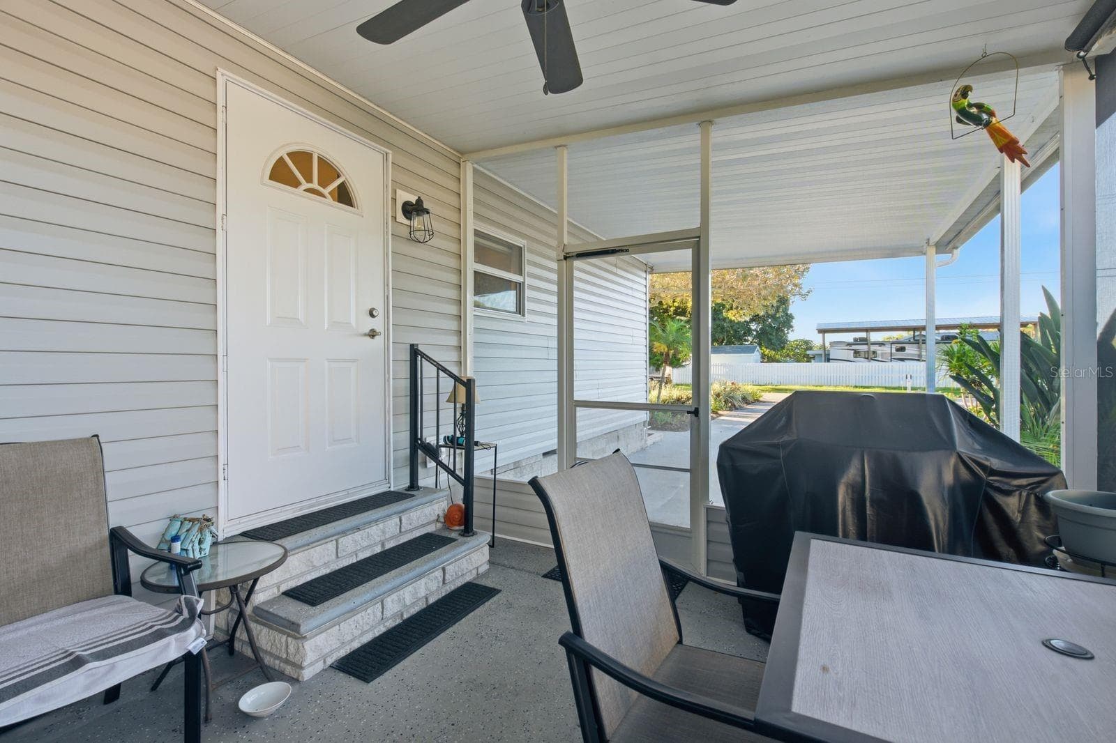 Manufactured Home at 185 LAKE TARPON DR #31, PALM HARBOR, photo 29 of 33