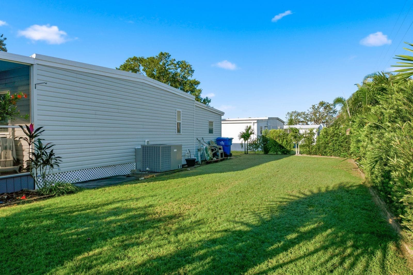 Manufactured Home at 185 LAKE TARPON DR #31, PALM HARBOR, photo 32 of 33