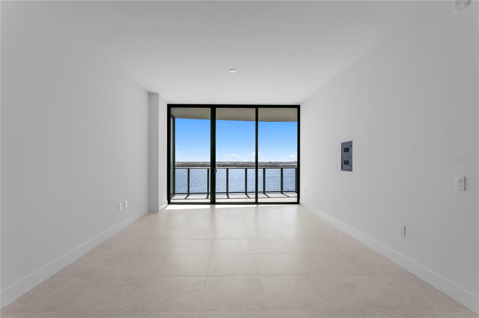 Condominium at 3015 S YSABELLA AVE #2603, TAMPA, photo 5 of 99