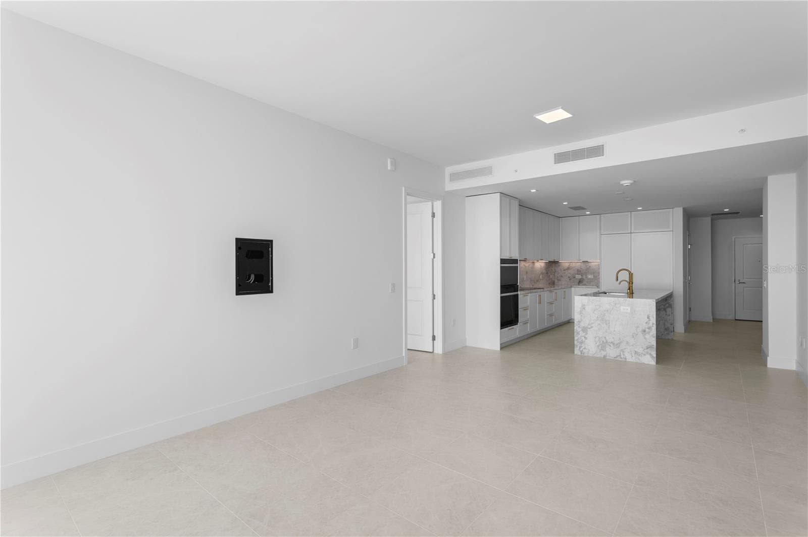 Condominium at 3015 S YSABELLA AVE #2603, TAMPA, photo 10 of 99