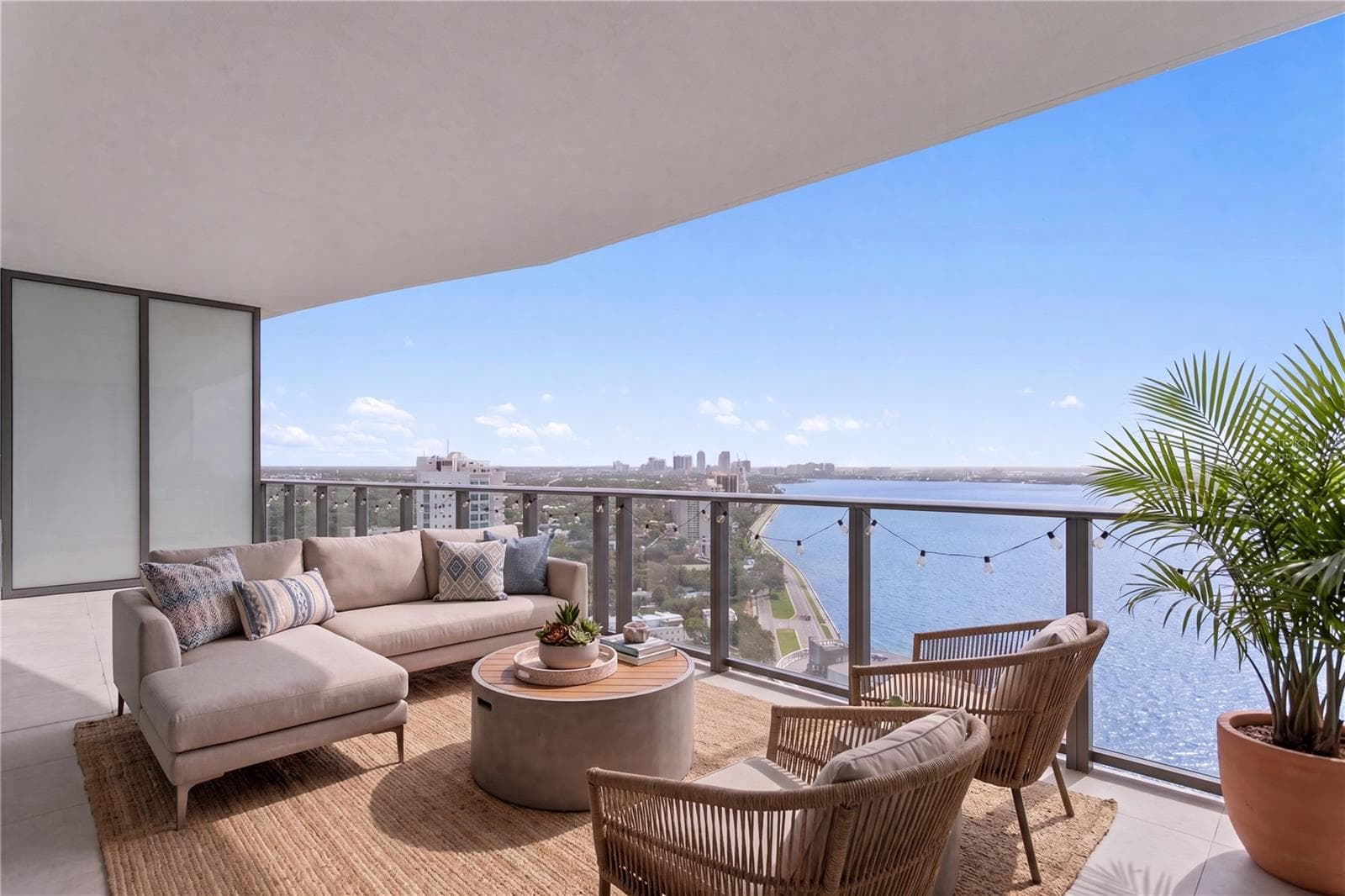 Virtually Staged - 3015 S YSABELLA AVE #2603, TAMPA