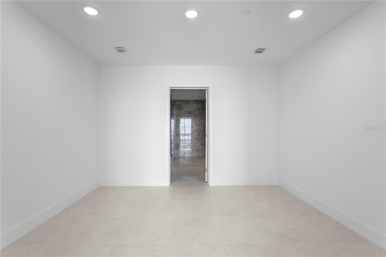 Condominium at 3015 S YSABELLA AVE #2603, TAMPA, photo 40 of 99