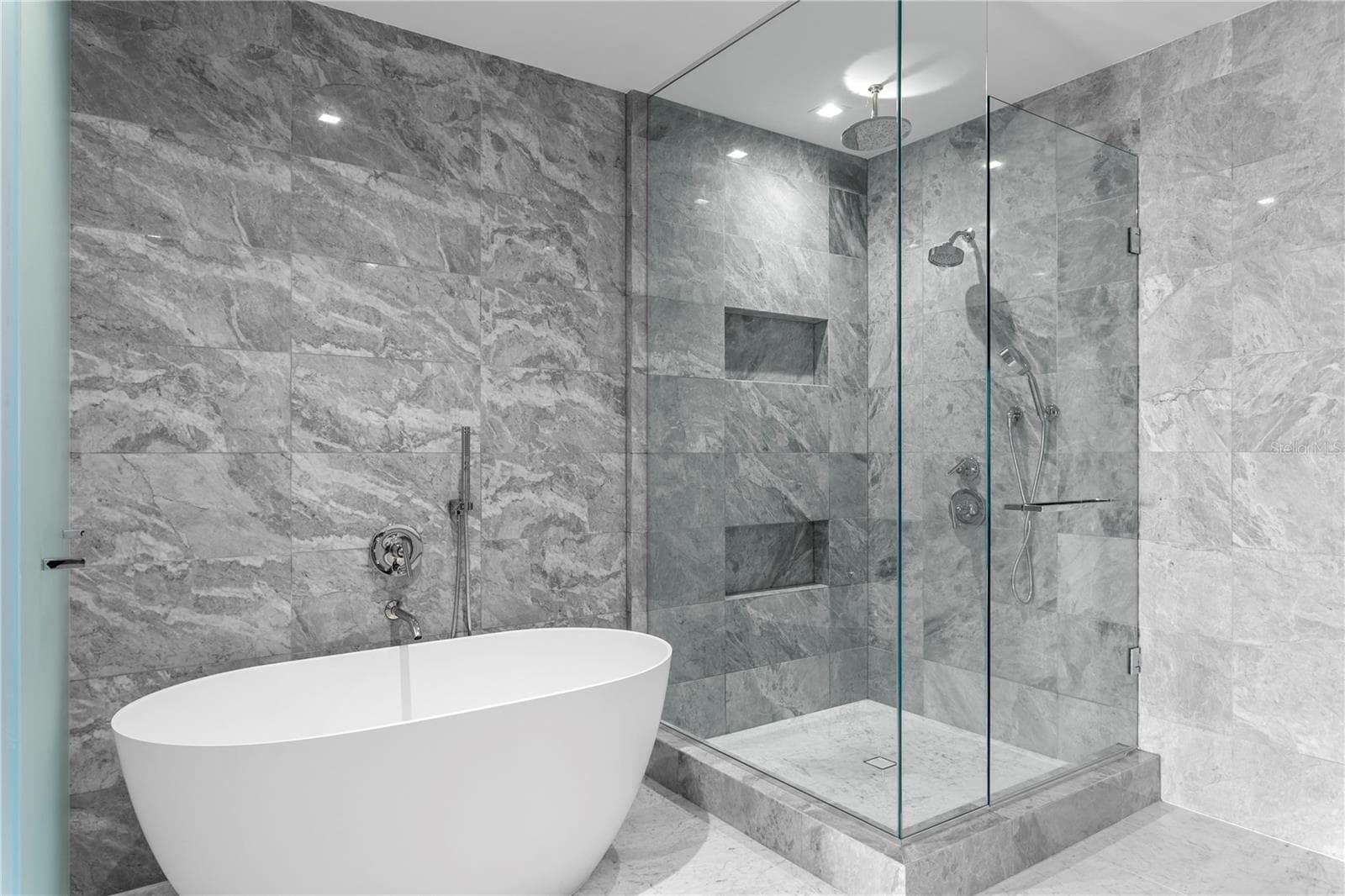 Condominium at 3015 S YSABELLA AVE #2603, TAMPA, photo 43 of 99