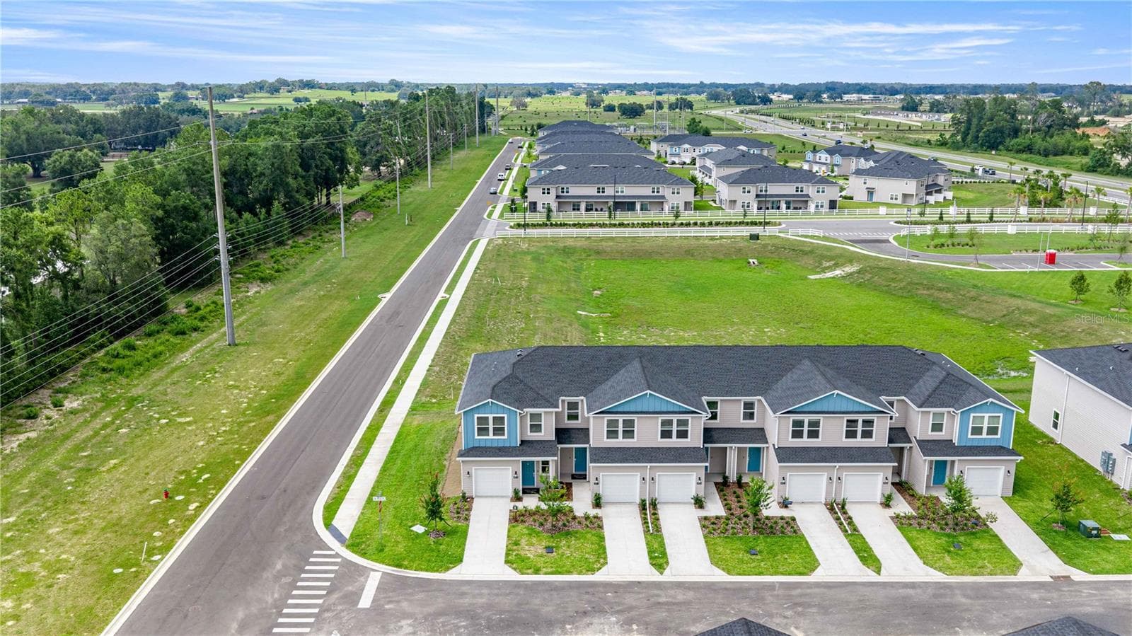 Townhouse at 8382 SW 49TH CT, OCALA, photo 3 of 28