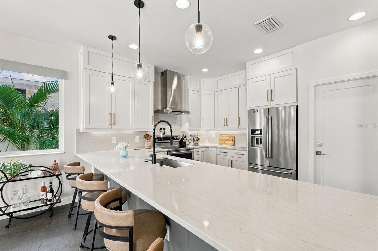 Single Family Residence at 4418 W KENSINGTON AVE, TAMPA, photo 15 of 64
