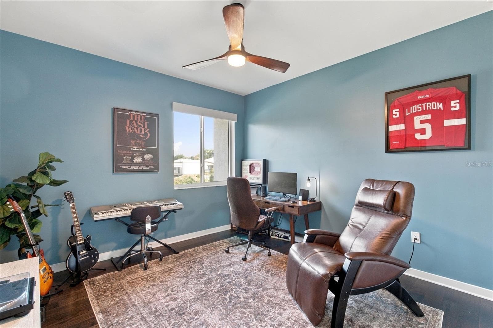 Single Family Residence at 4418 W KENSINGTON AVE, TAMPA, photo 59 of 64