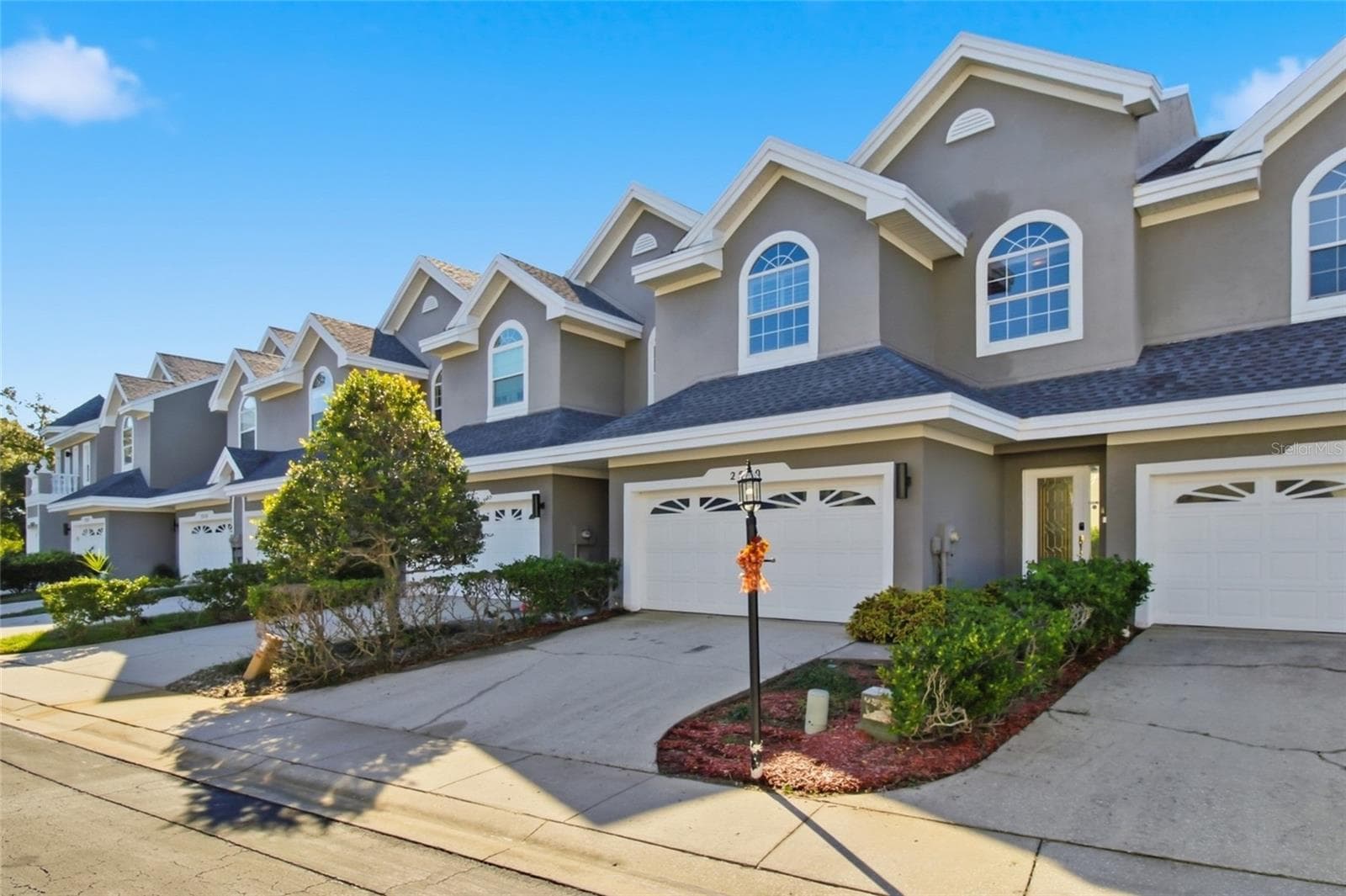 Townhouse at 2540 EAGLES CROSSING DR, CLEARWATER, photo 3 of 54