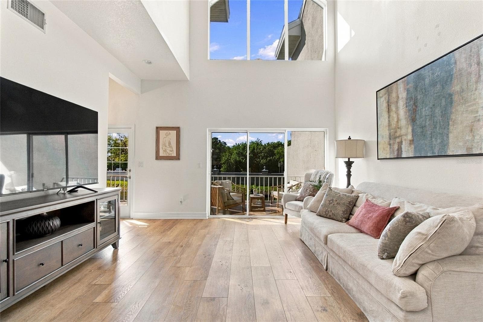 Townhouse at 2540 EAGLES CROSSING DR, CLEARWATER, photo 24 of 54