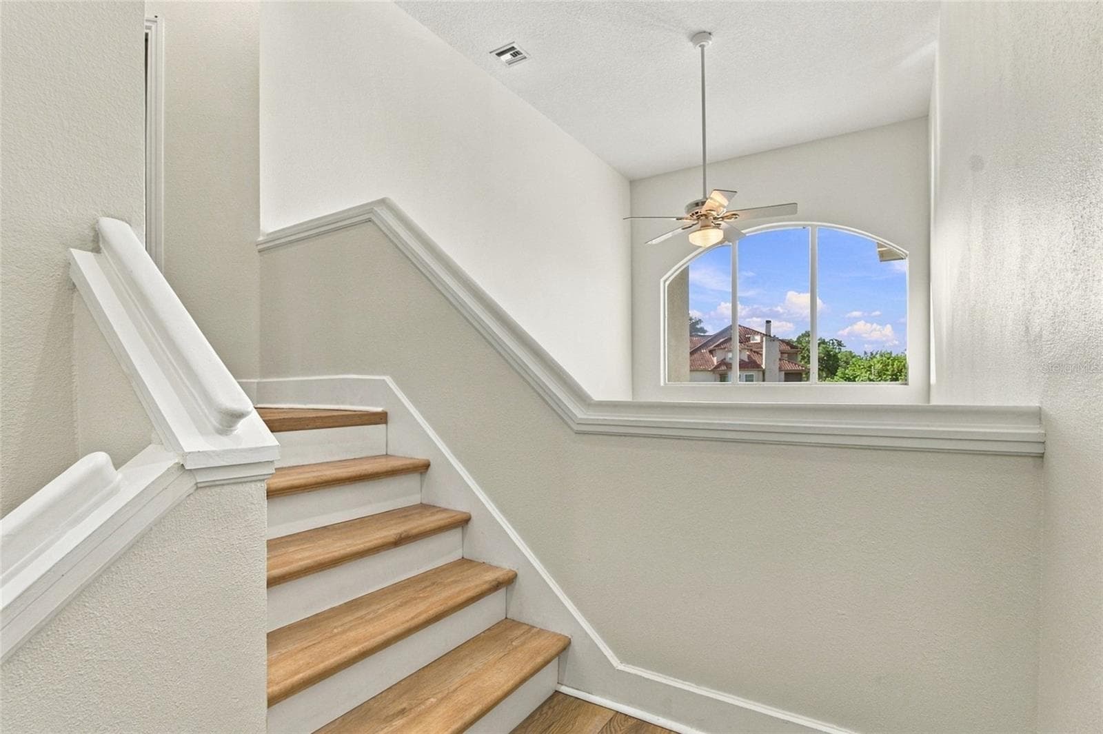 Townhouse at 2540 EAGLES CROSSING DR, CLEARWATER, photo 31 of 54