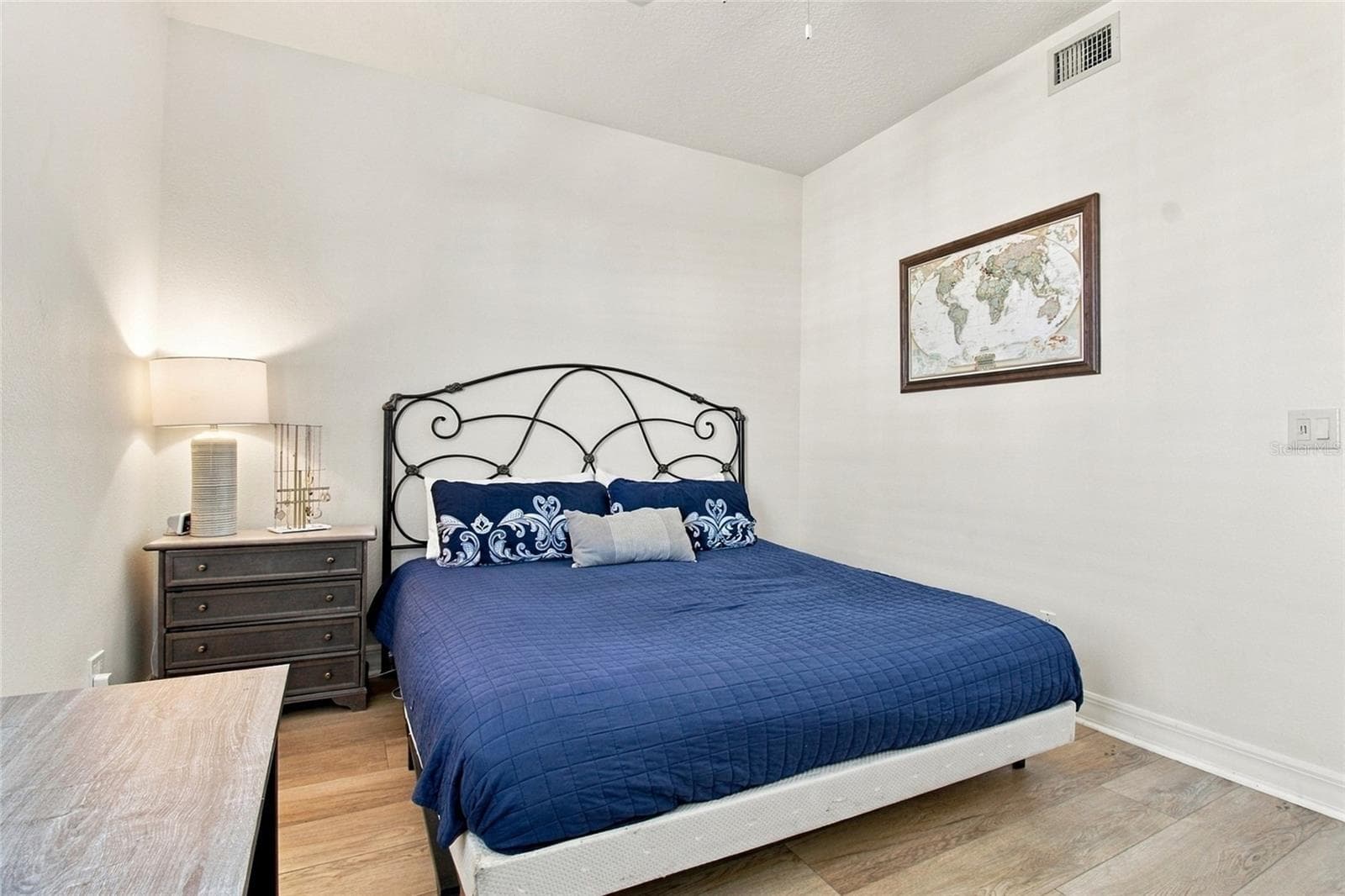 Townhouse at 2540 EAGLES CROSSING DR, CLEARWATER, photo 46 of 54