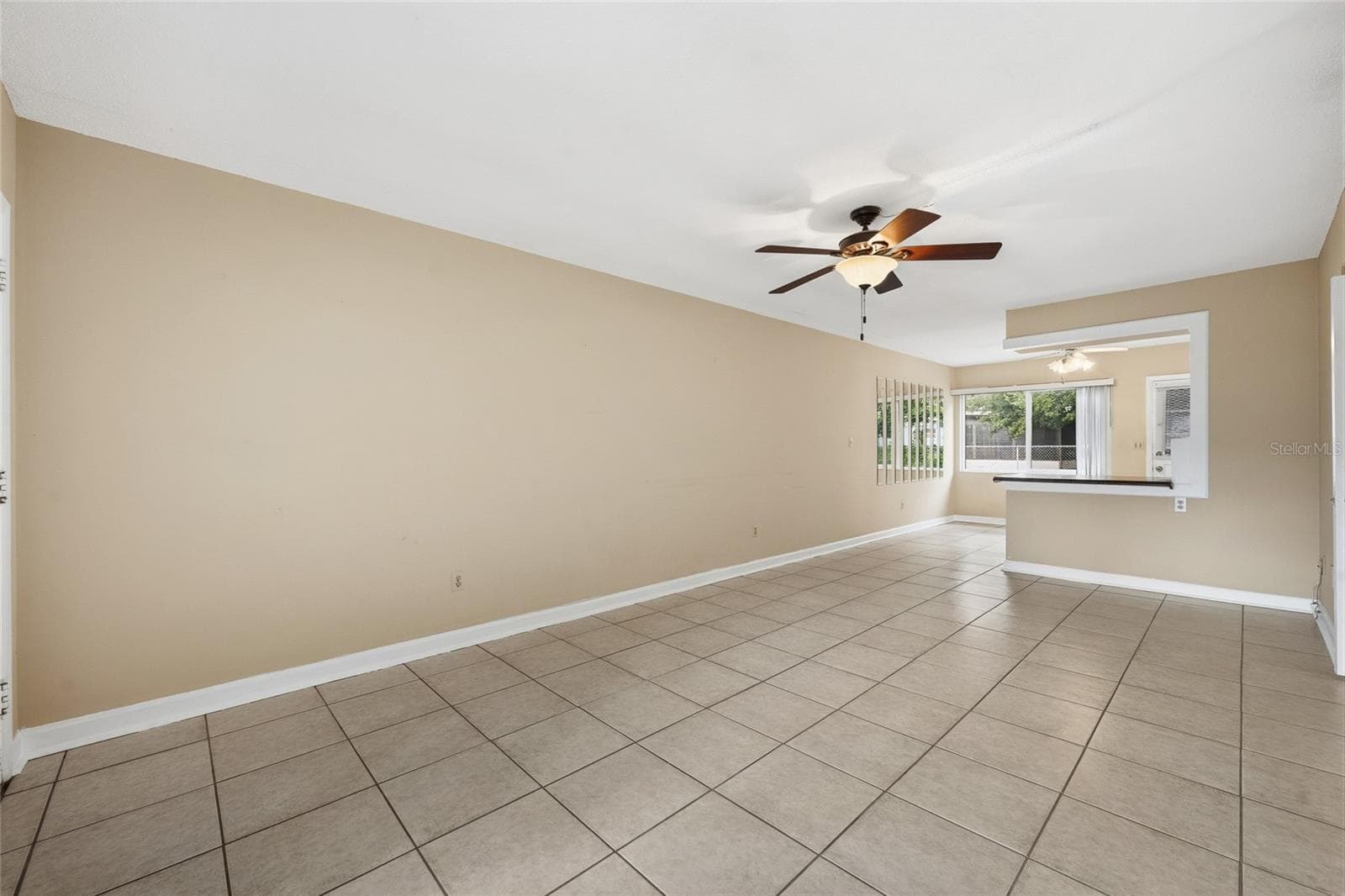 Condominium at 825 N PRIMROSE DR #111, ORLANDO, photo 4 of 28
