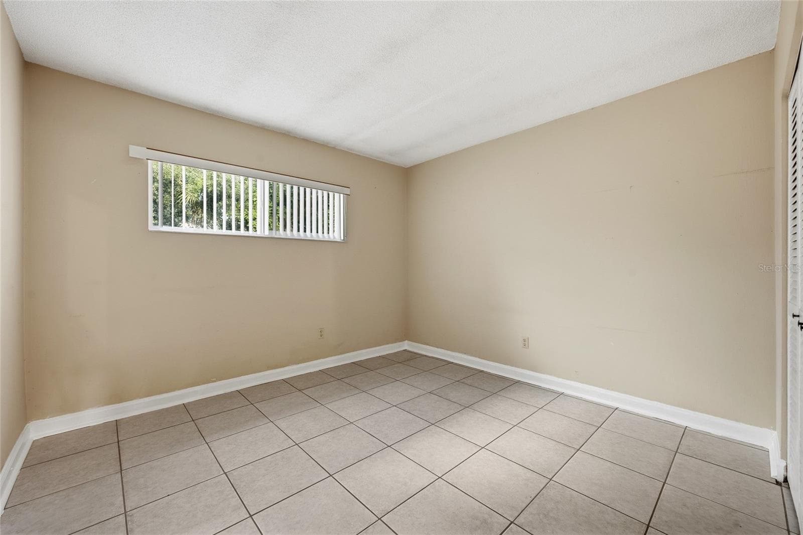 Condominium at 825 N PRIMROSE DR #111, ORLANDO, photo 14 of 28