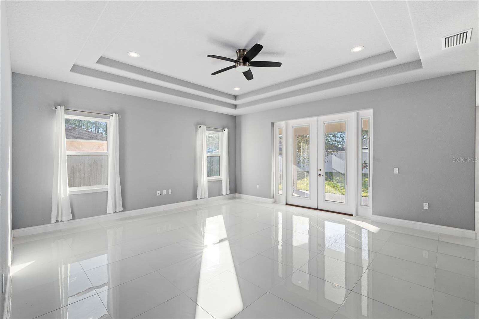 Single Family Residence at 20 EVANSVILLE LN, PALM COAST, photo 6 of 48