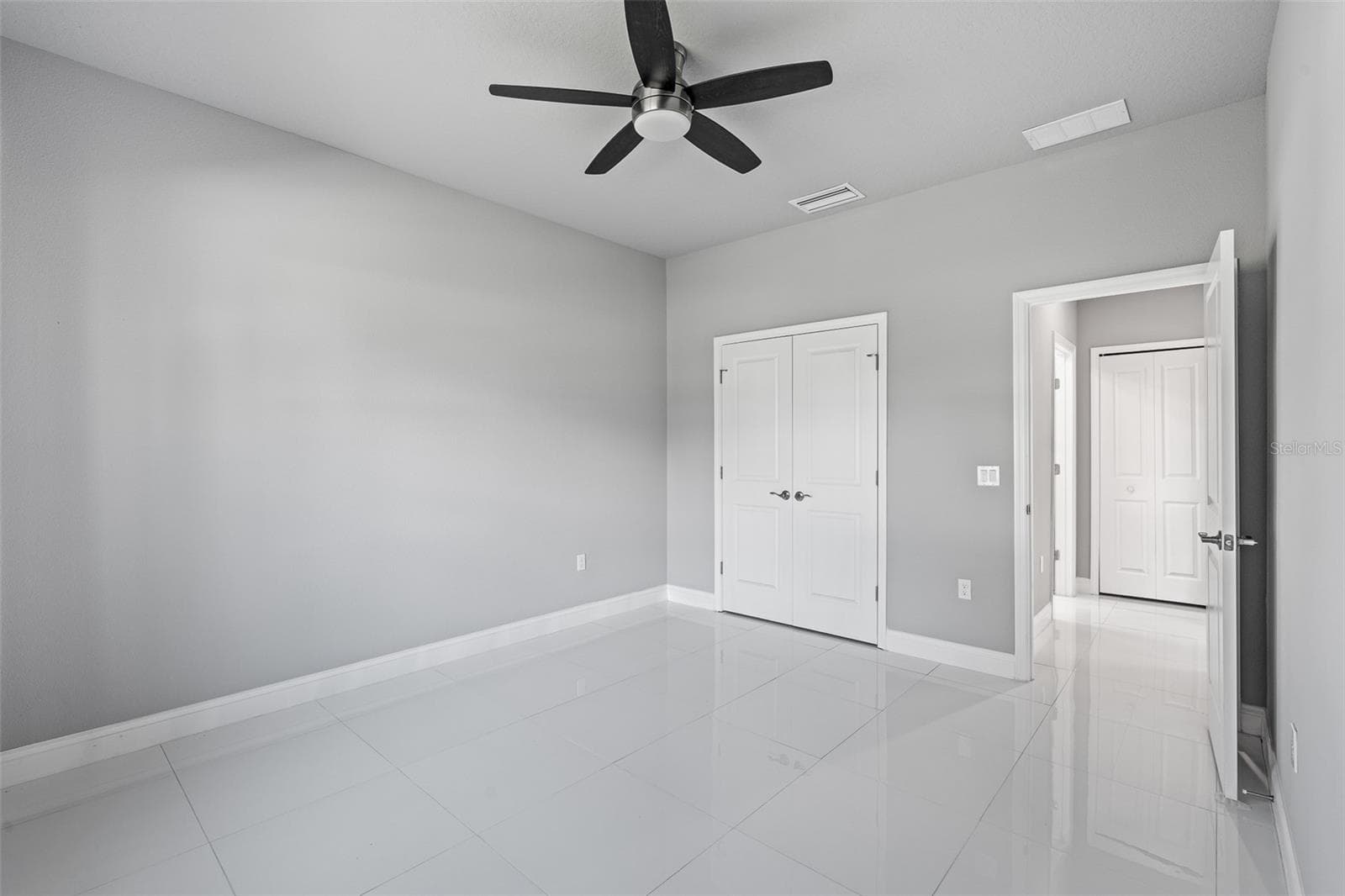 Single Family Residence at 20 EVANSVILLE LN, PALM COAST, photo 32 of 48