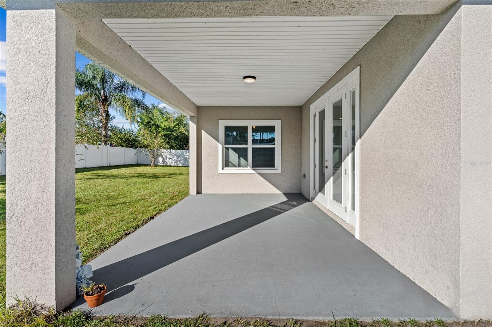 Single Family Residence at 20 EVANSVILLE LN, PALM COAST, photo 36 of 48