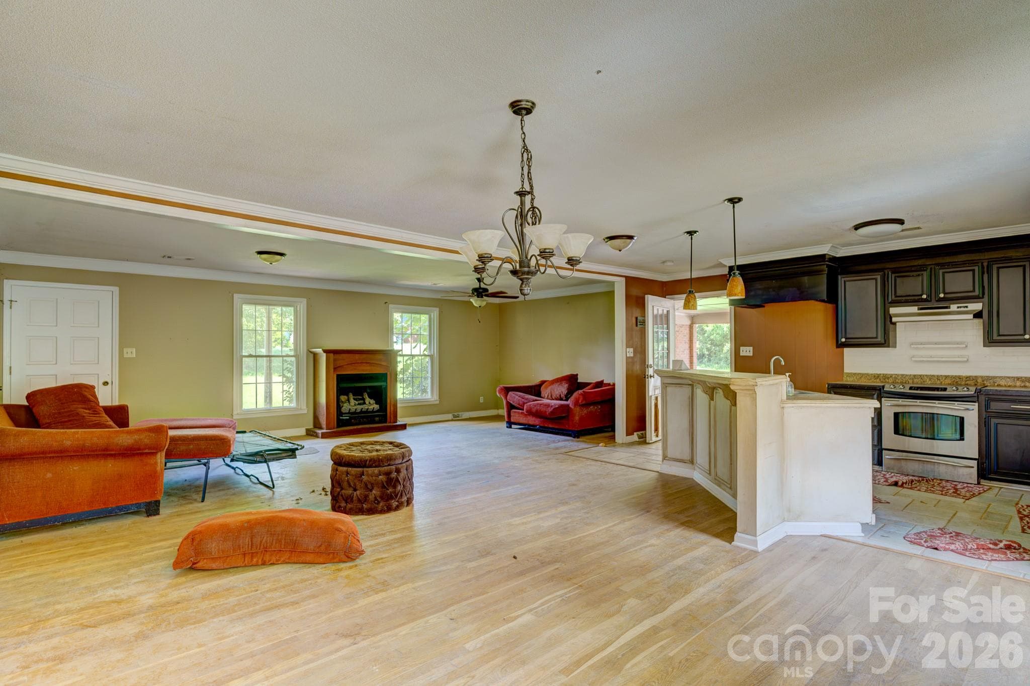 Single Family Residence at 205 Forest Dellinger Road, Bessemer City, photo 5 of 21