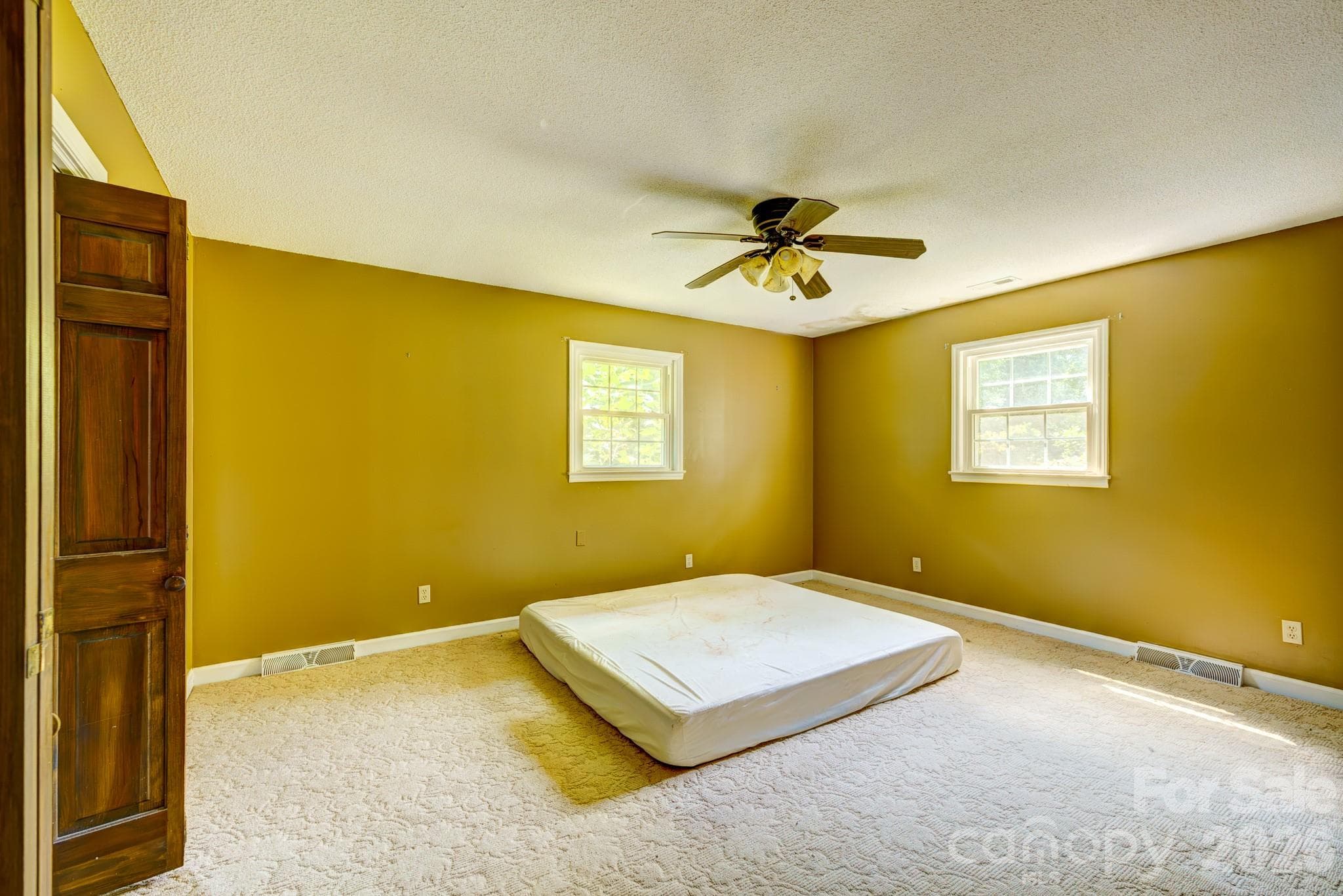 Single Family Residence at 205 Forest Dellinger Road, Bessemer City, photo 8 of 21
