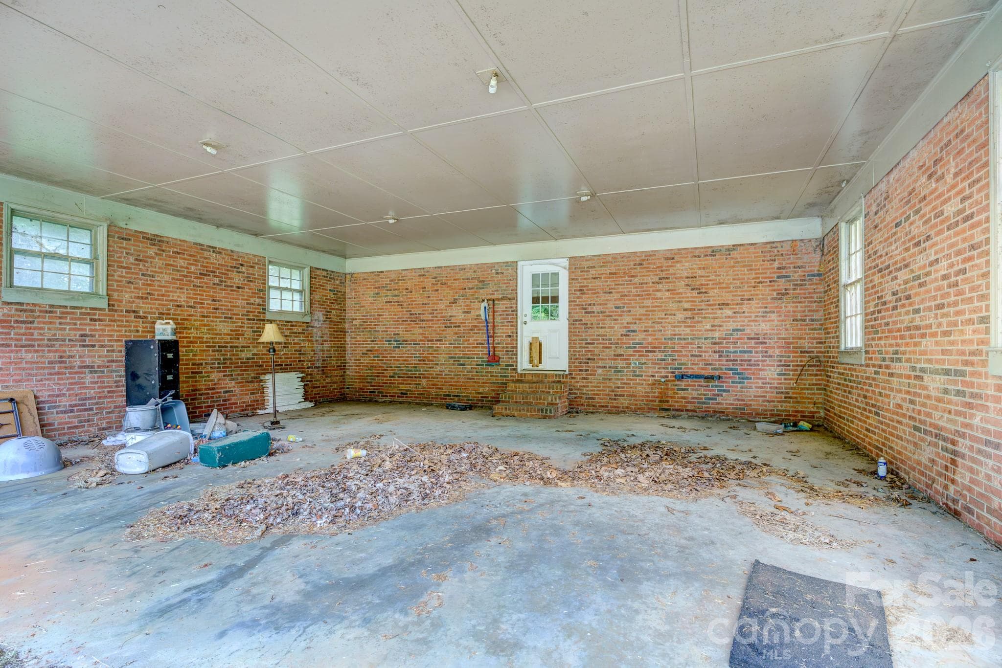 Single Family Residence at 205 Forest Dellinger Road, Bessemer City, photo 19 of 21