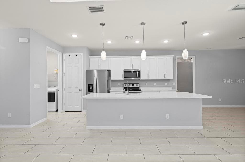 Kitchen - 25416 PRADA DR, PUNTA GORDA