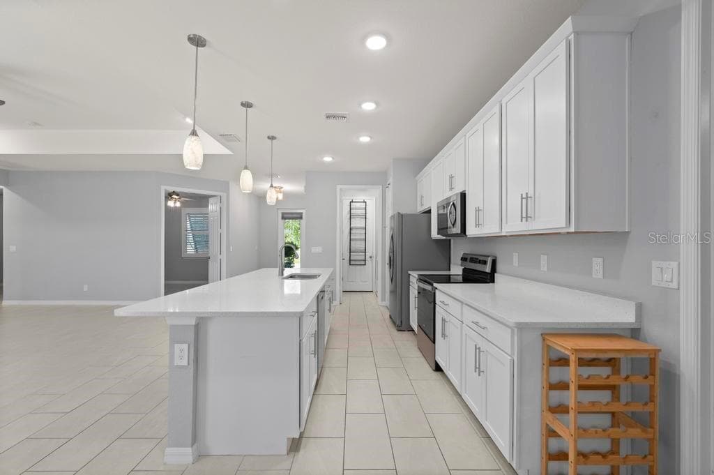 Kitchen - 25416 PRADA DR, PUNTA GORDA