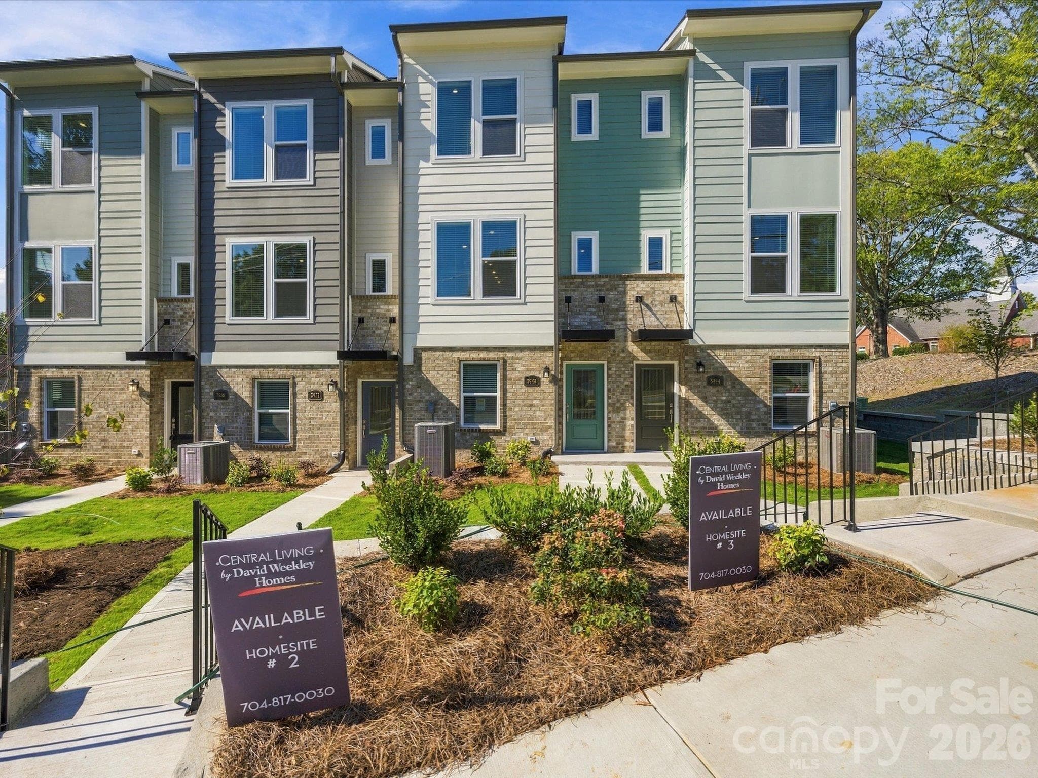 Townhouse at 3948 Craig Avenue, Charlotte, photo 2 of 31