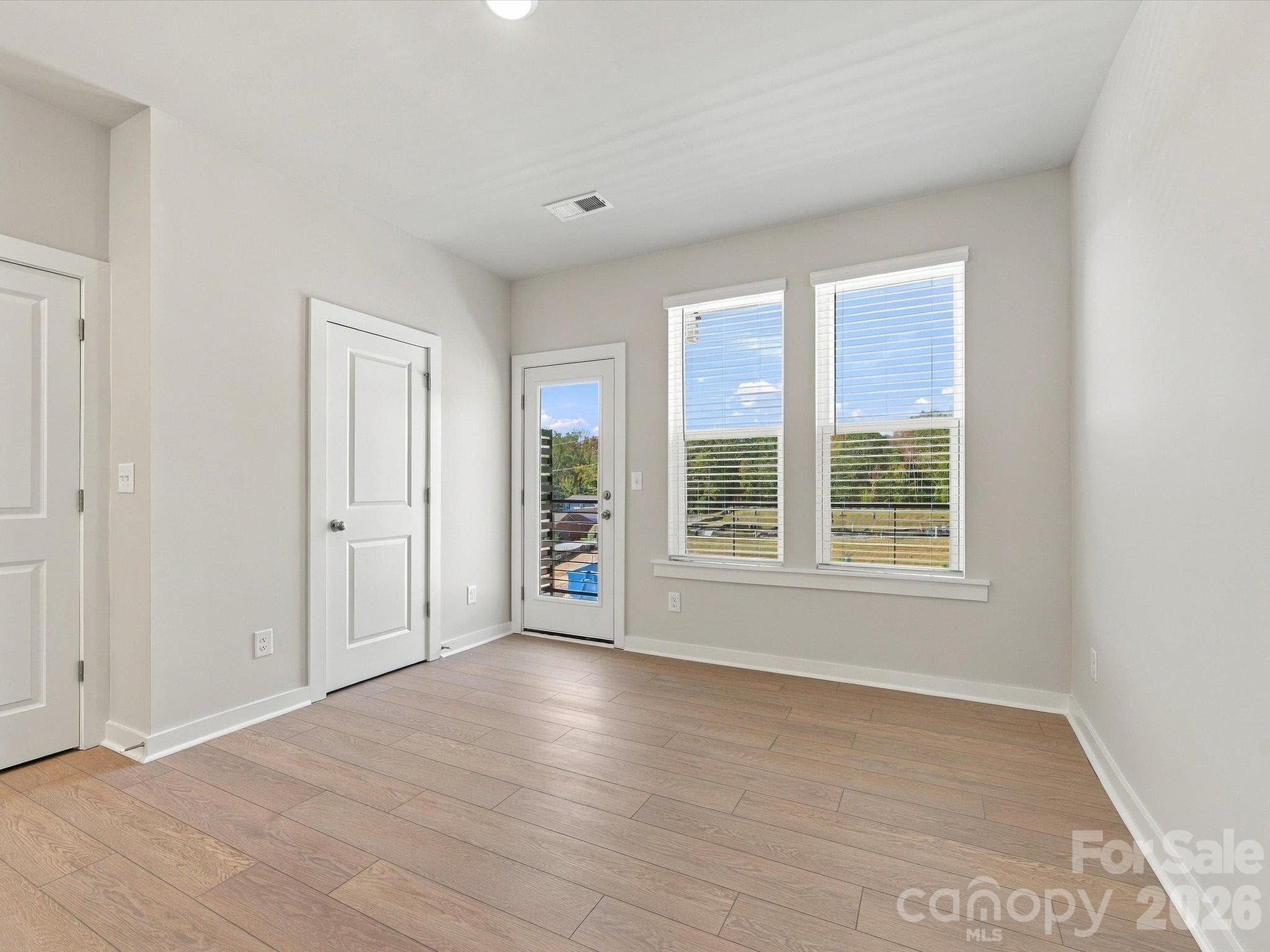 Townhouse at 3948 Craig Avenue, Charlotte, photo 15 of 31