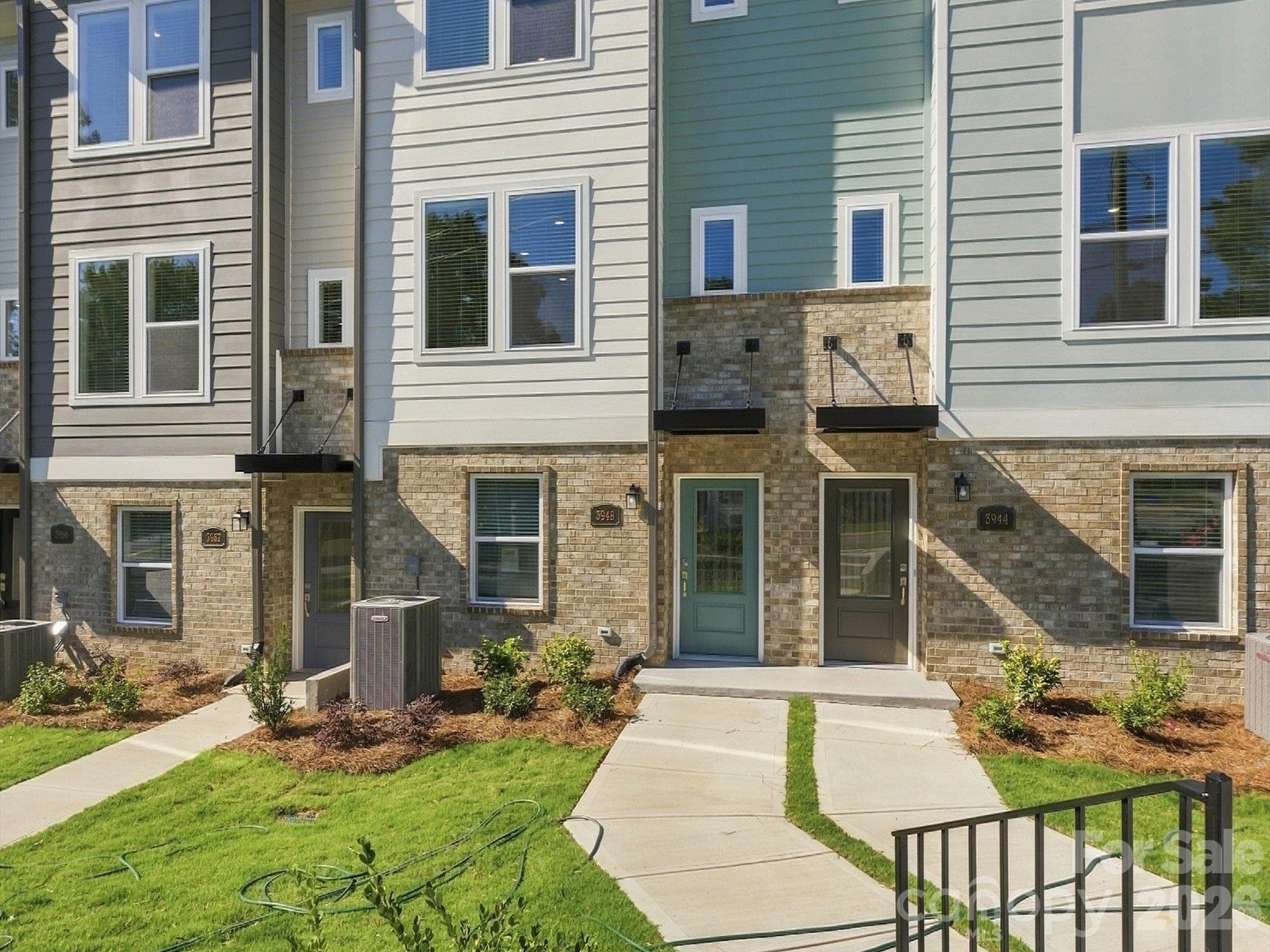 Townhouse at 3948 Craig Avenue, Charlotte, photo 27 of 31
