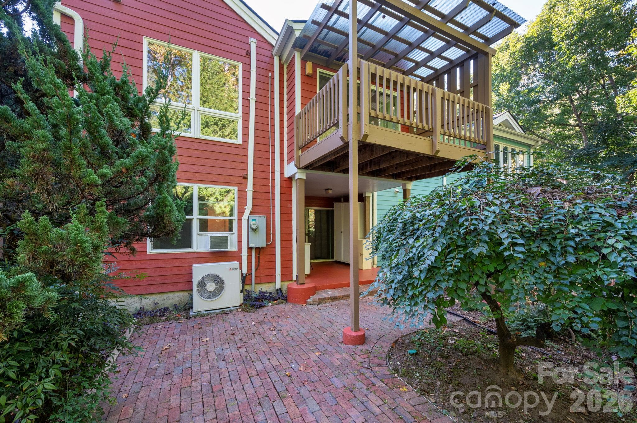 Stunning lower level patio and main level covered deck - 43 Vermont Court, Asheville