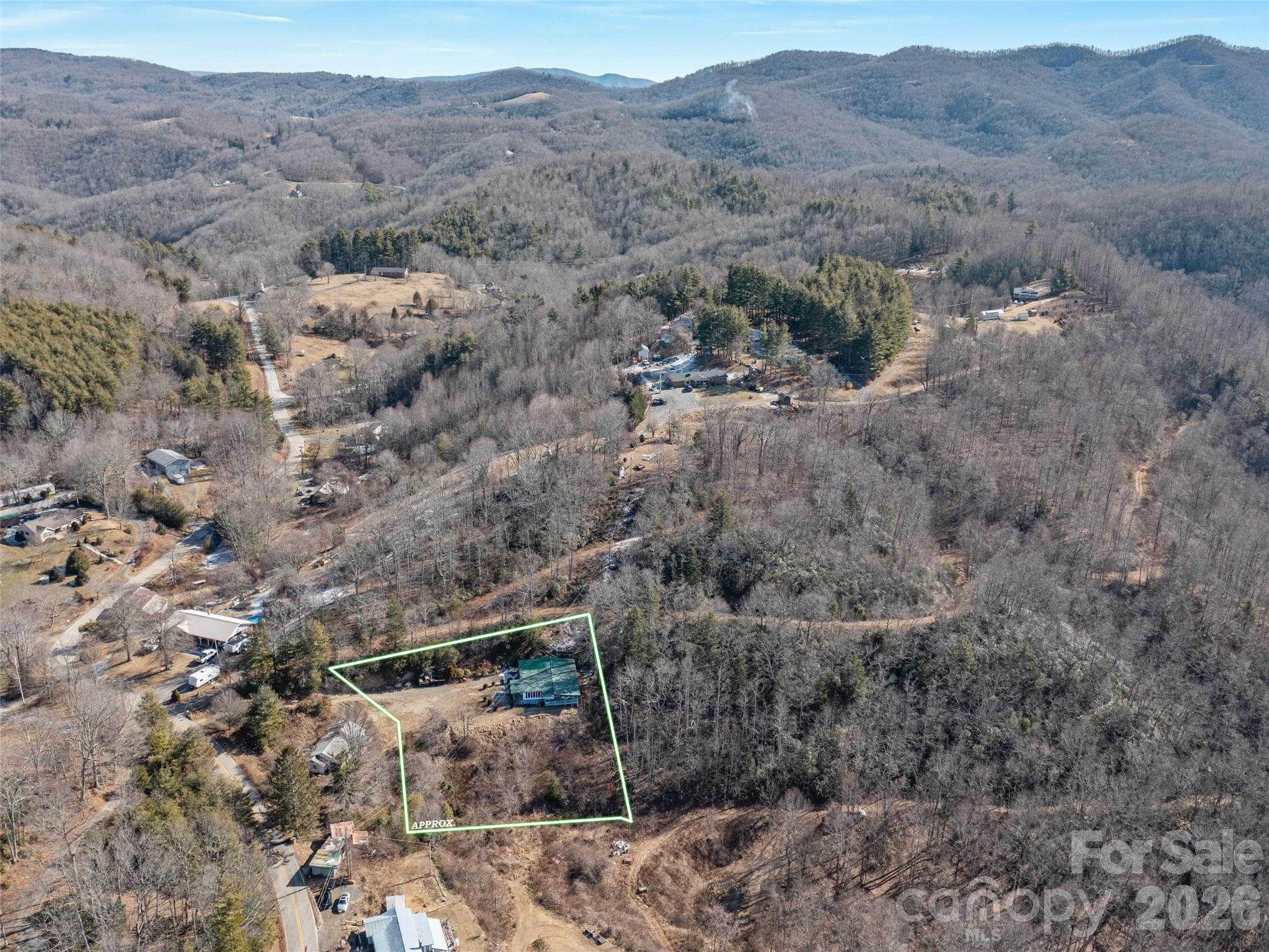Approximate lot lines - 215 High View Trail, Burnsville