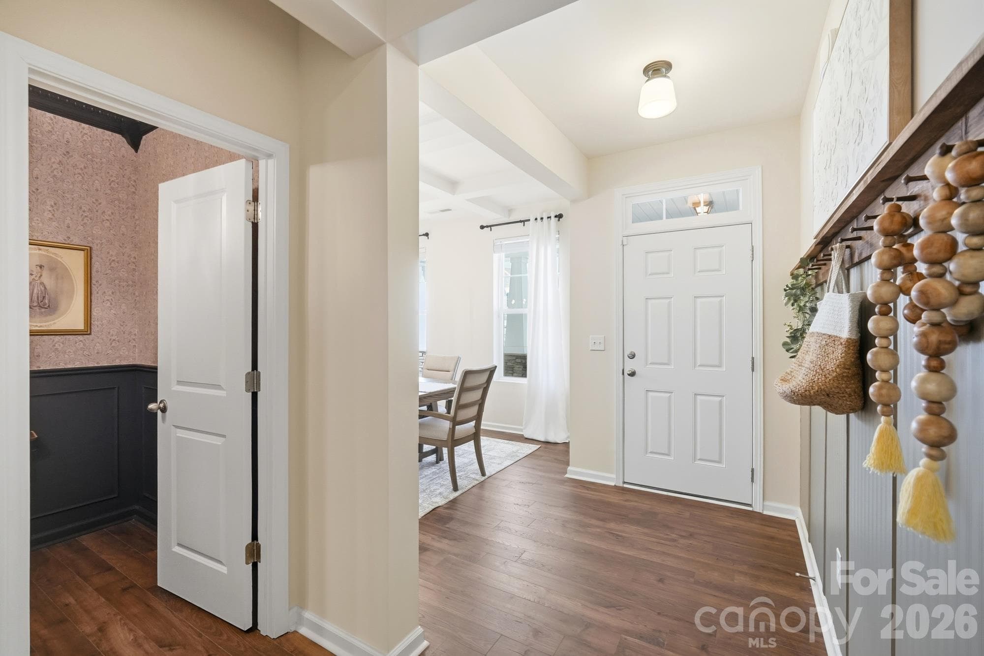 Entry foyer with additional drop zone storage space - 7656 Tanglewood Way, Denver