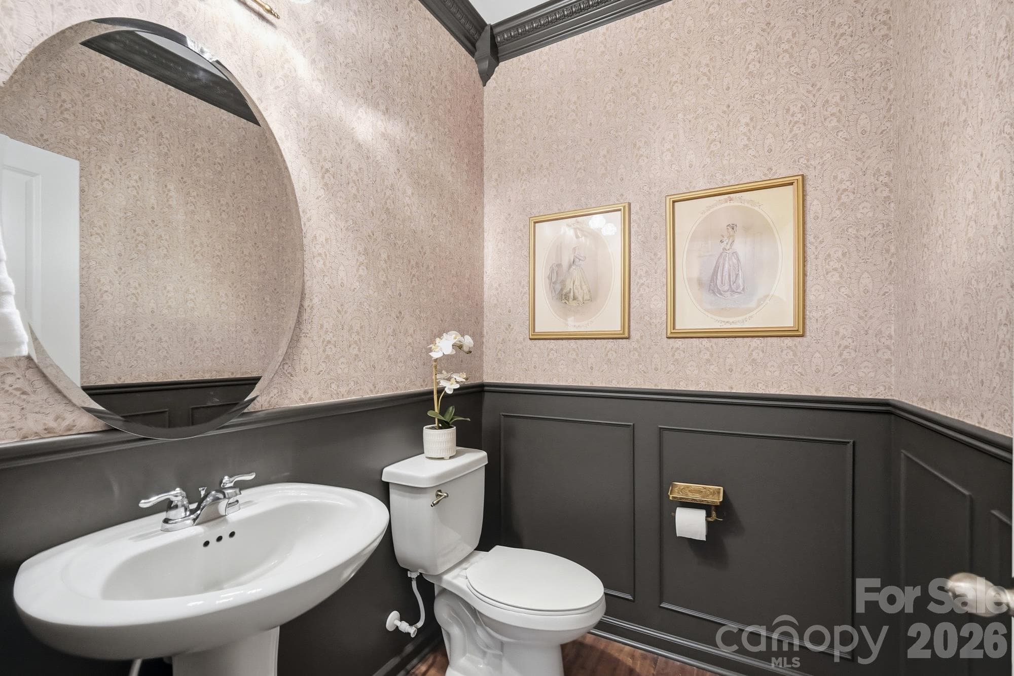 Single Family Residence at 7656 Tanglewood Way, Denver, photo 27 of 48