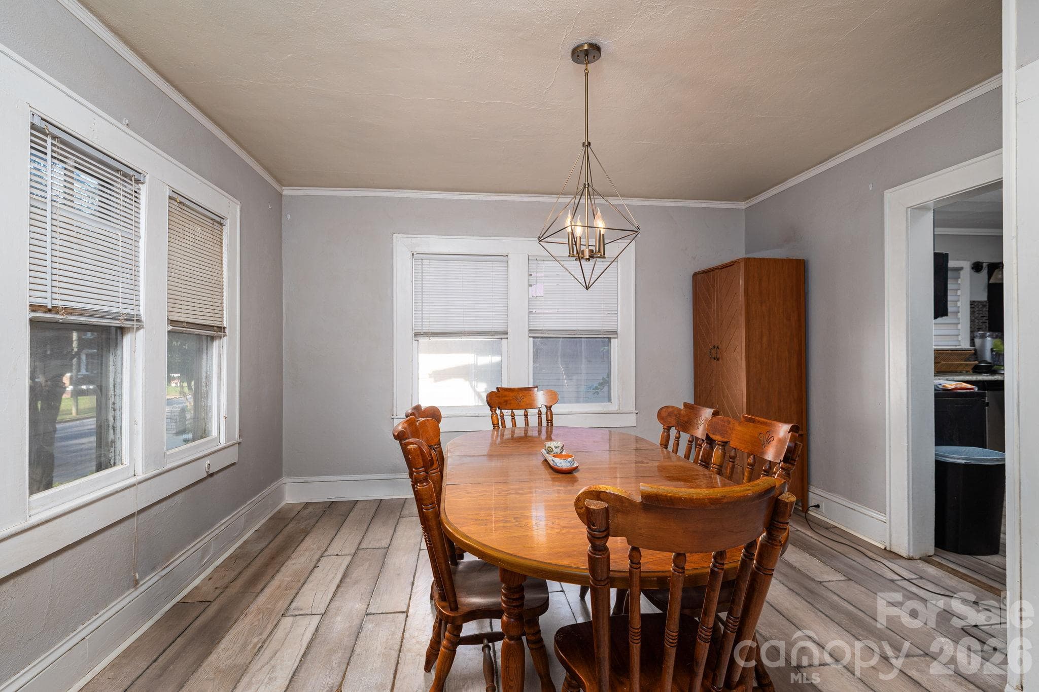 Single Family Residence at 407 3rd Avenue SE, Hickory, photo 4 of 21