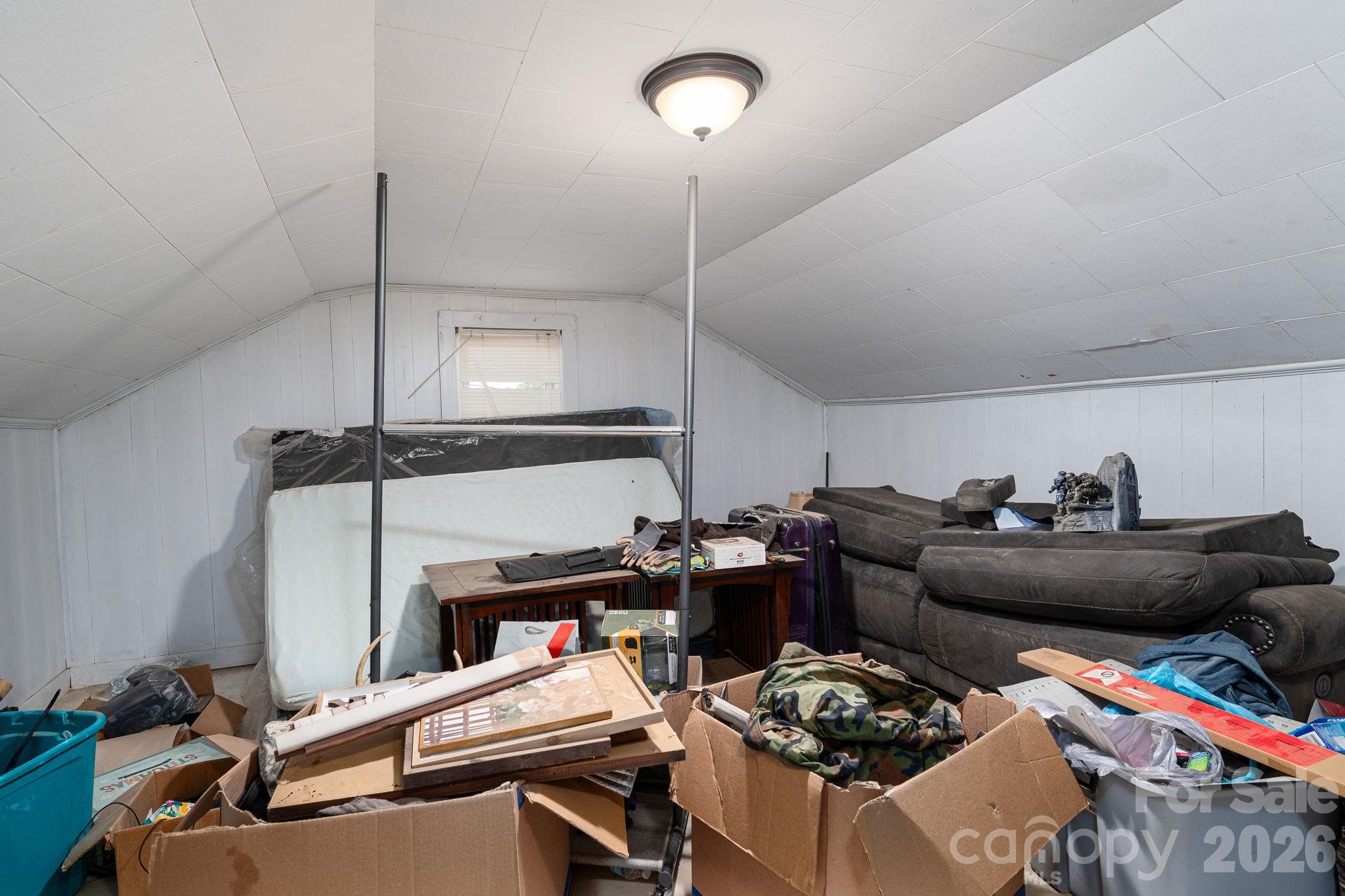 Finished attic before - 407 3rd Avenue SE, Hickory