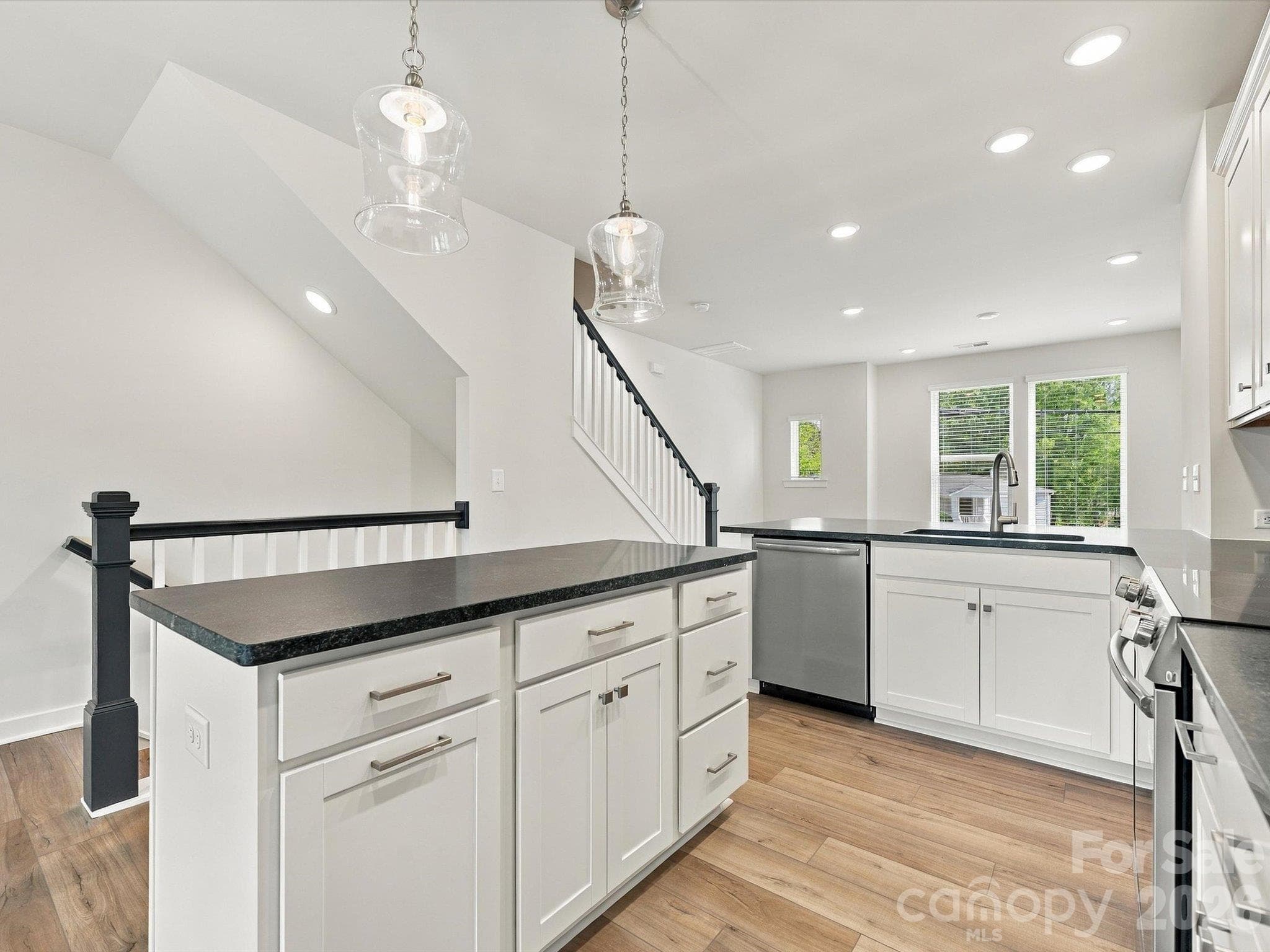 Townhouse at 3952 Craig Avenue, Charlotte, photo 6 of 36