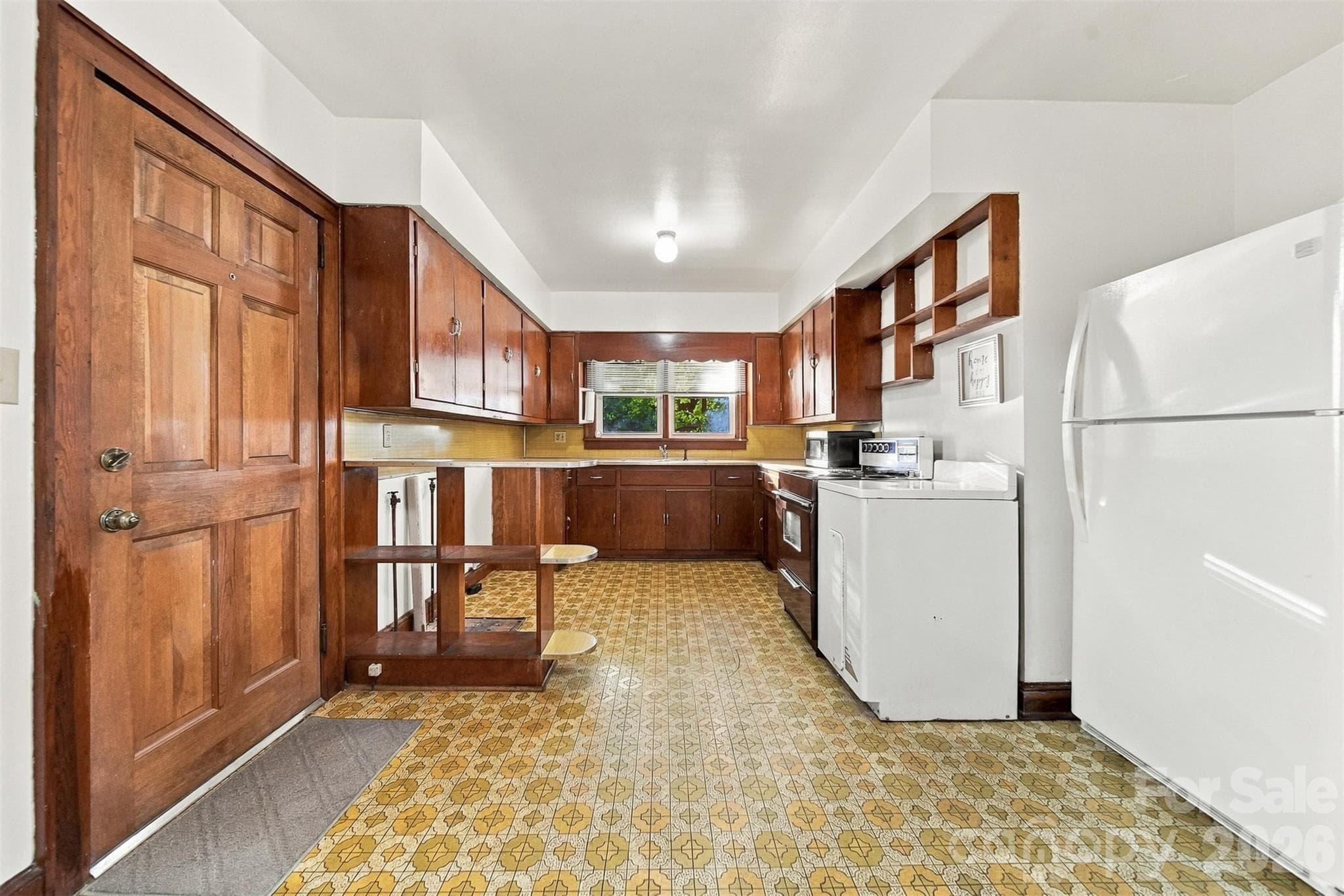 Kitchen - 203 W 21st Street, Newton