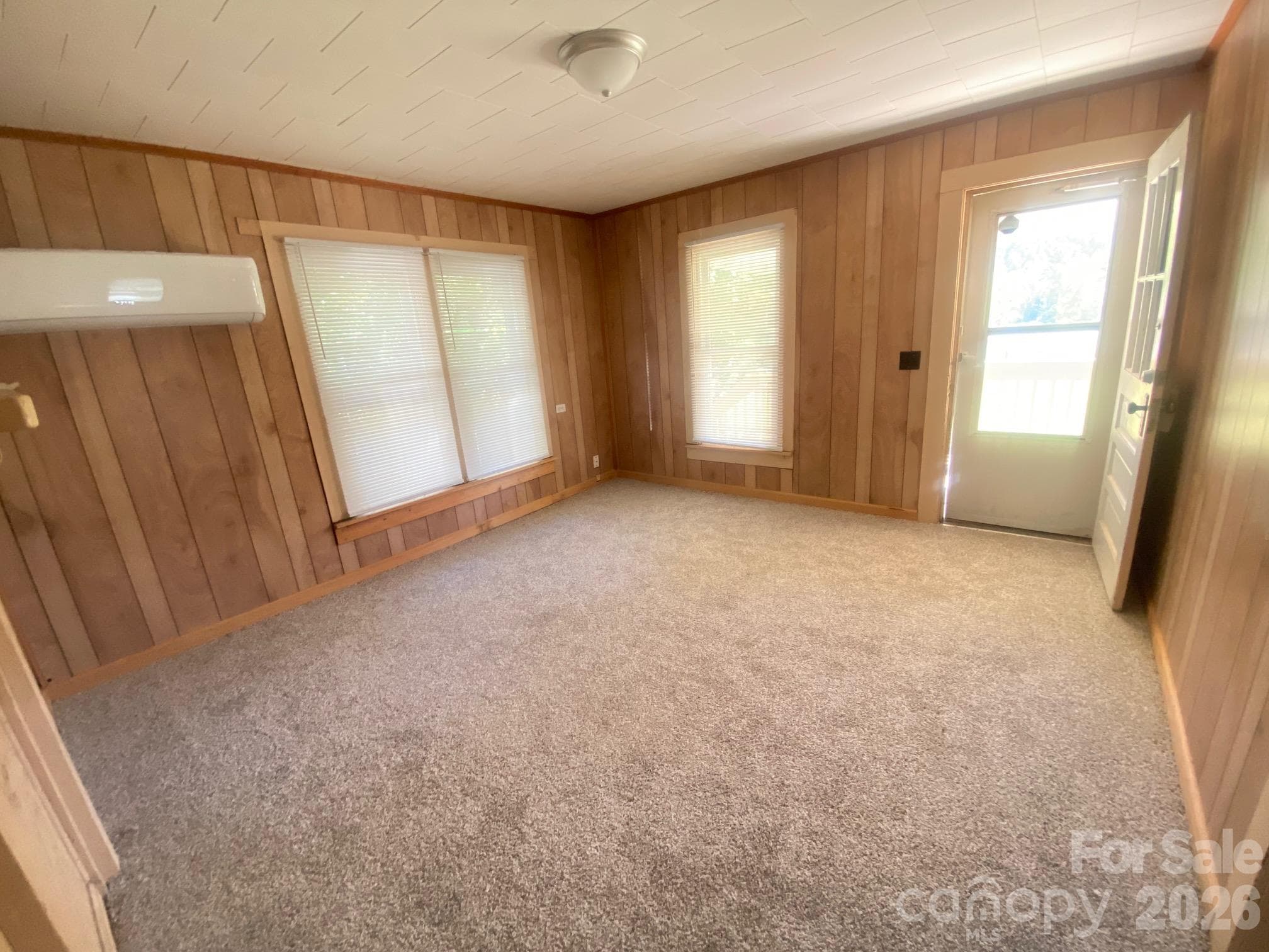 Single Family Residence at 5924 Chapman Drive, Morganton, photo 4 of 12