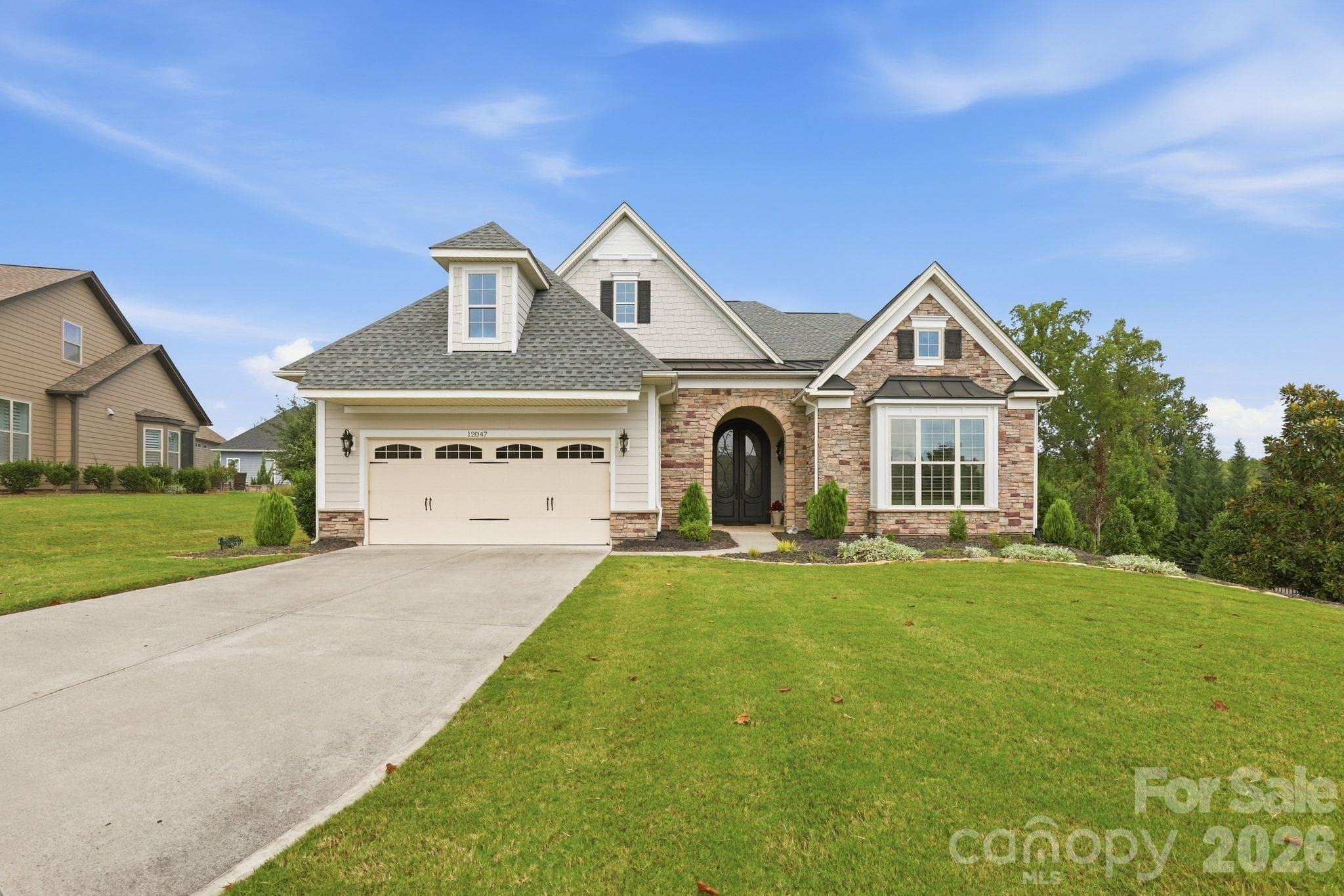 Single Family Residence at 12047 Cove Court, Charlotte, photo 2 of 48