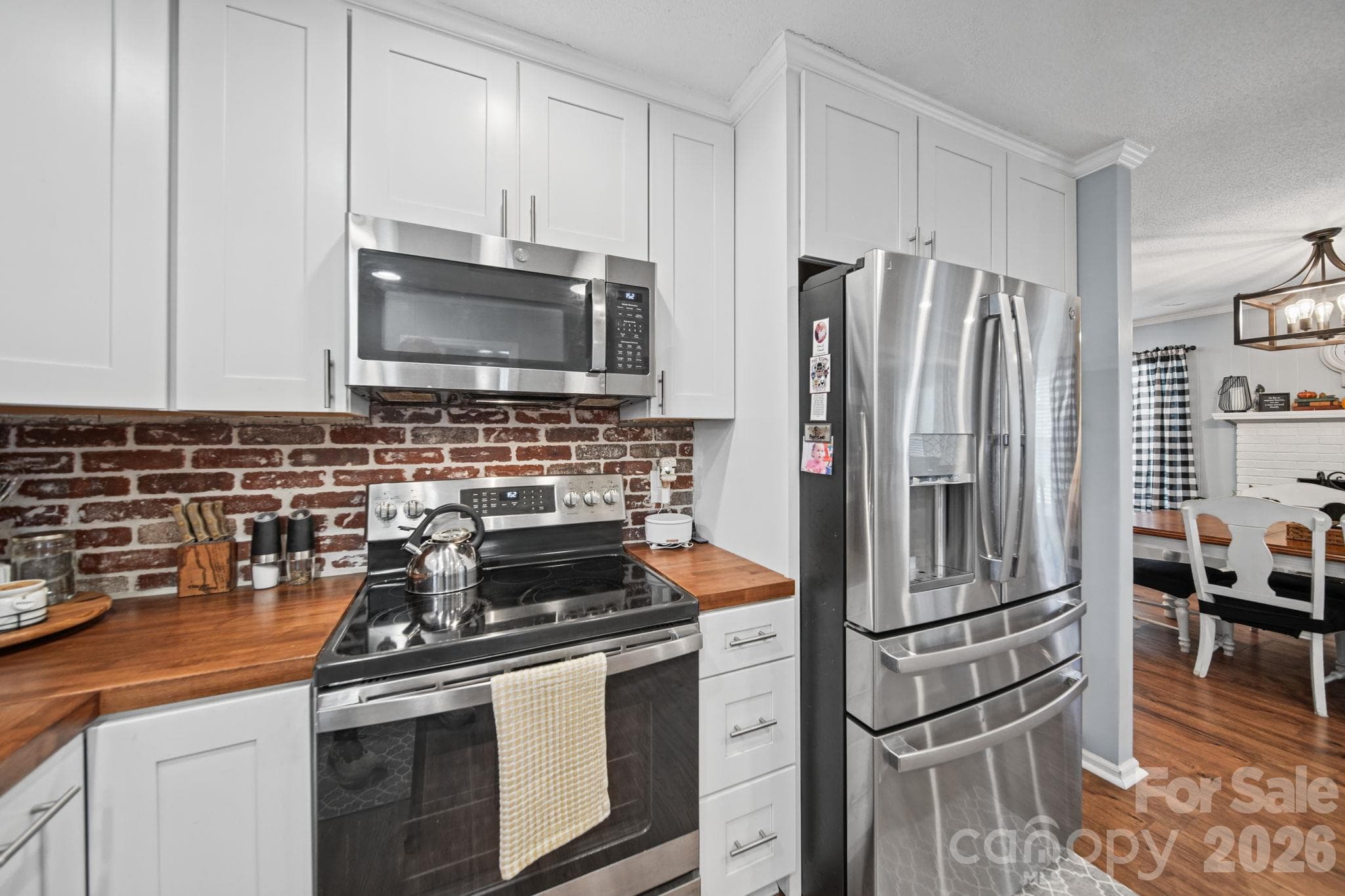Single Family Residence at 3152 Erskine Drive, Gastonia, photo 13 of 40
