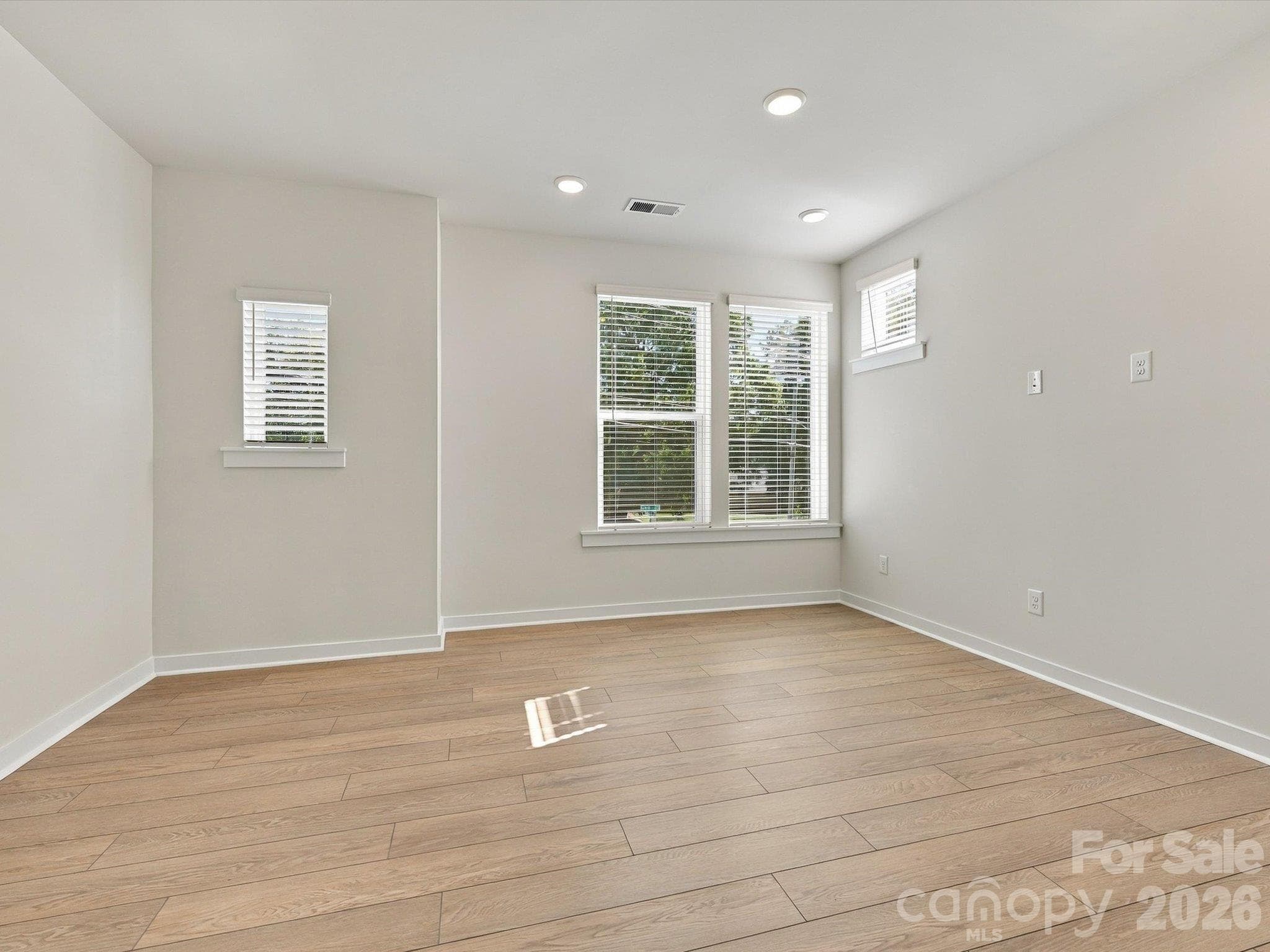 Townhouse at 3956 Craig Avenue, Charlotte, photo 16 of 33