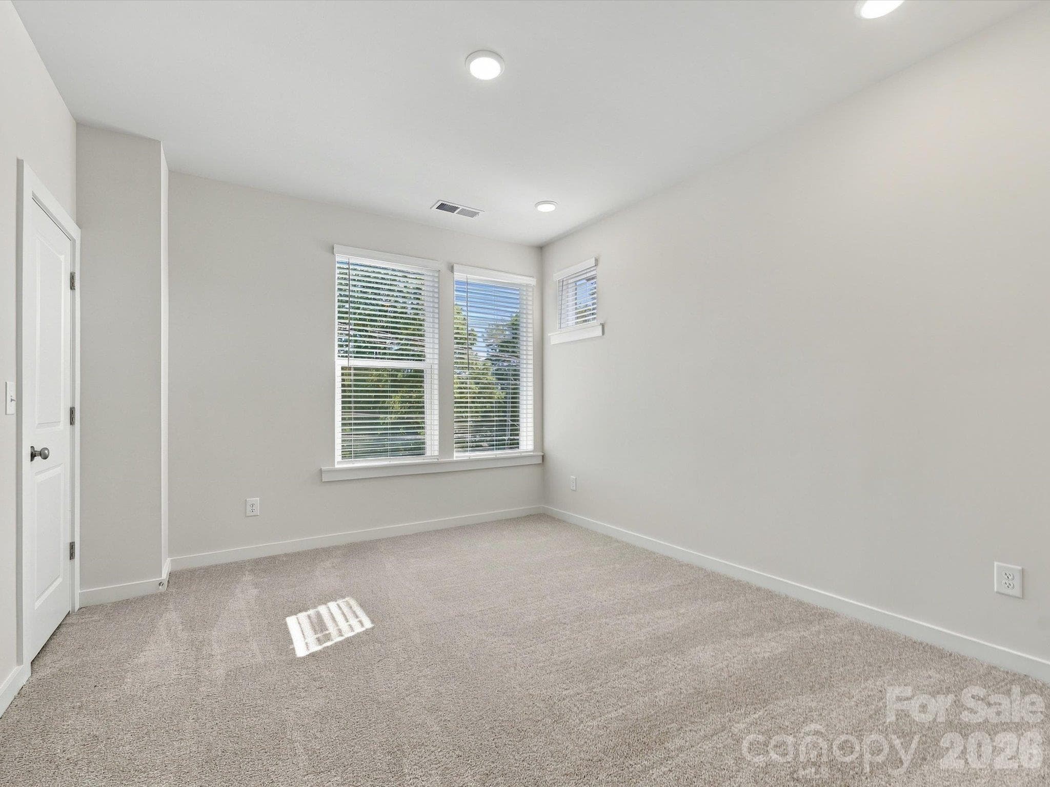 Townhouse at 3956 Craig Avenue, Charlotte, photo 23 of 33
