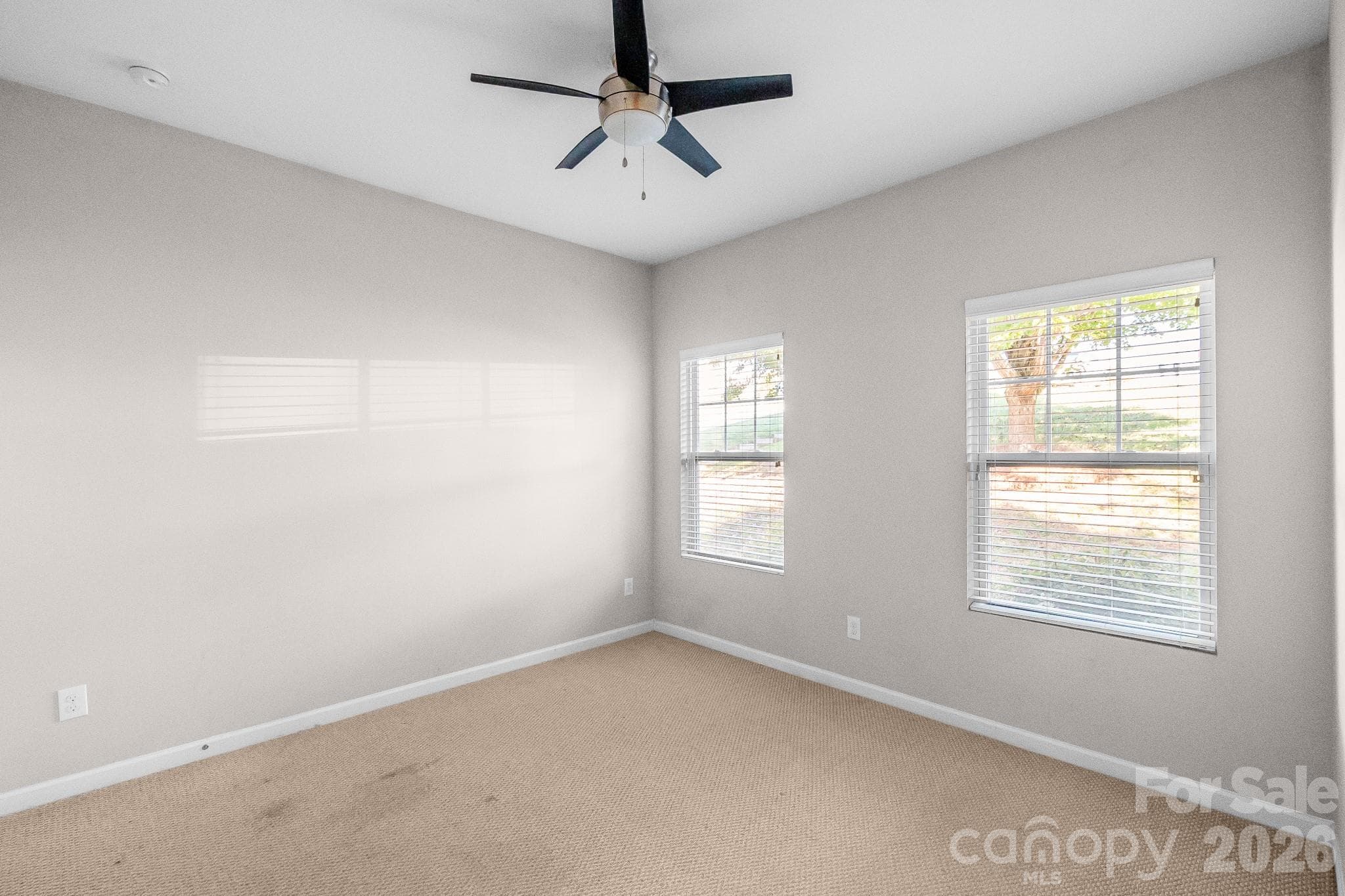 Single Family Residence at 25502 Seagull Drive, Lancaster, photo 27 of 44