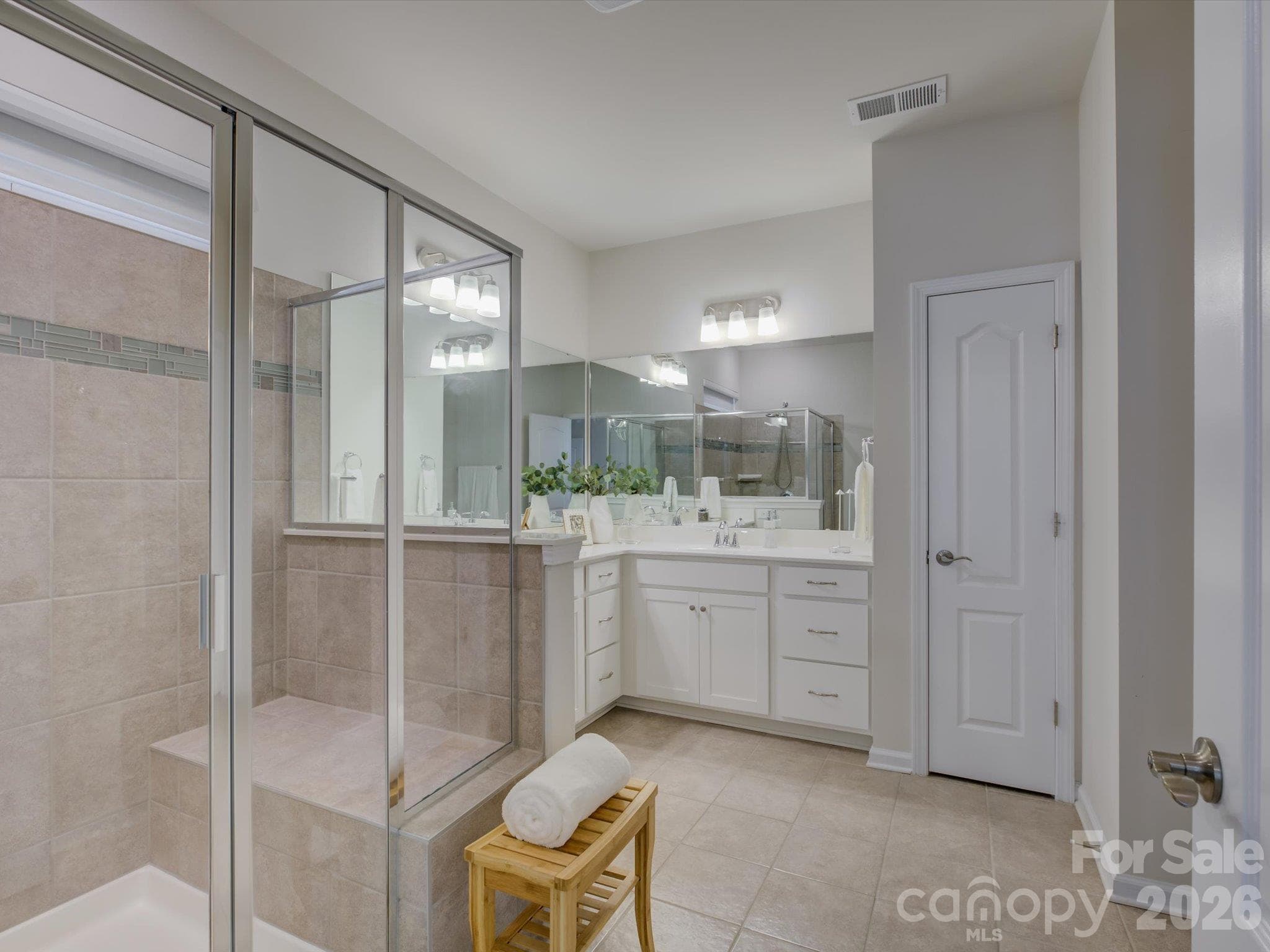 Single Family Residence at 12537 Belmont Mansion Drive, Charlotte, photo 20 of 46