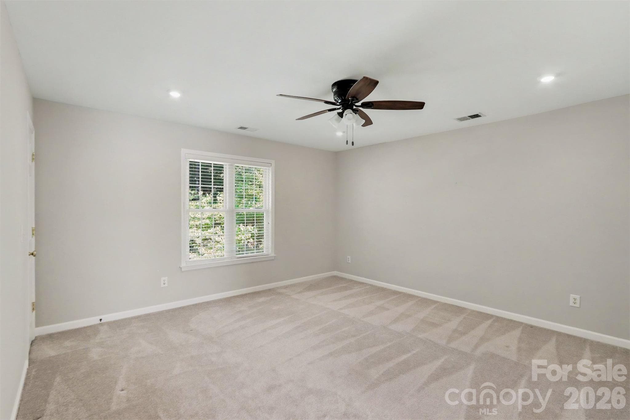 Oversized Bonus - 17028 Hampton Trace Road, Huntersville