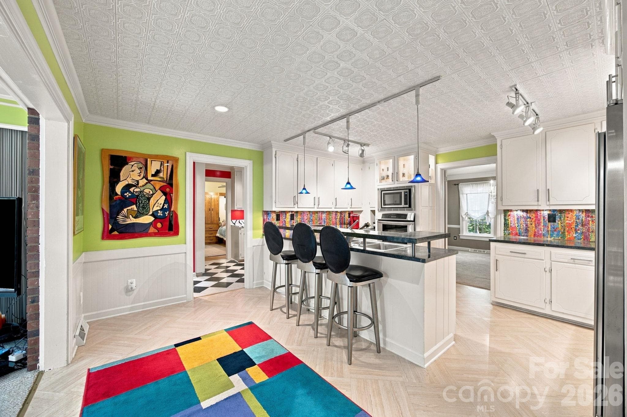 Single Family Residence at 227 Camelot Drive, Salisbury, photo 19 of 48