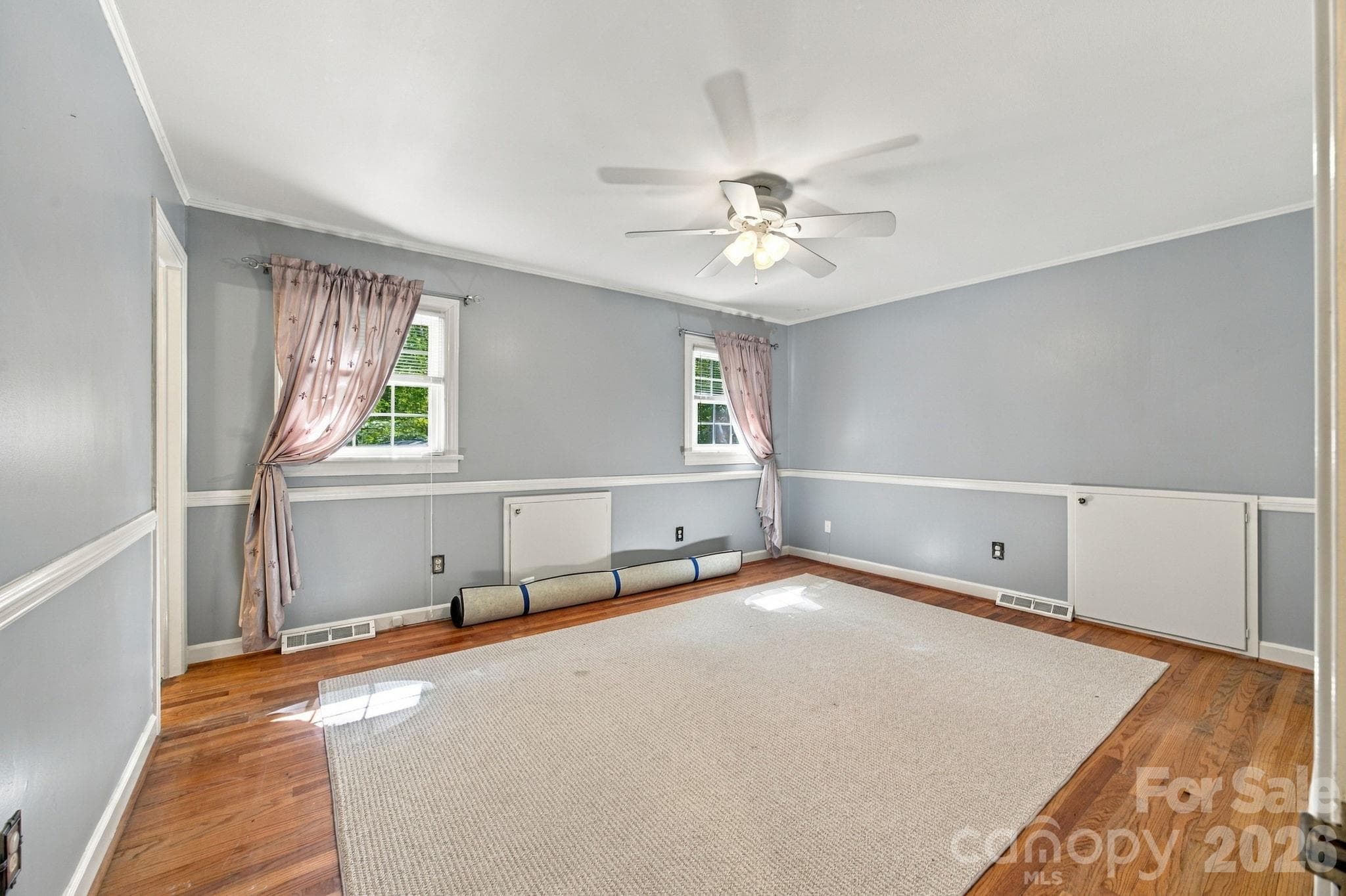 Single Family Residence at 227 Camelot Drive, Salisbury, photo 39 of 48