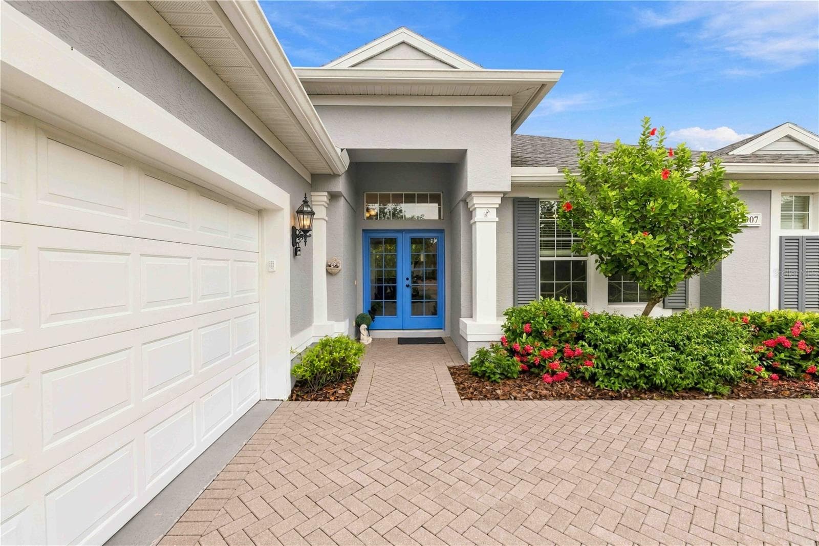 Single Family Residence at 7907 ASHLEY CIR, BRADENTON, photo 2 of 65