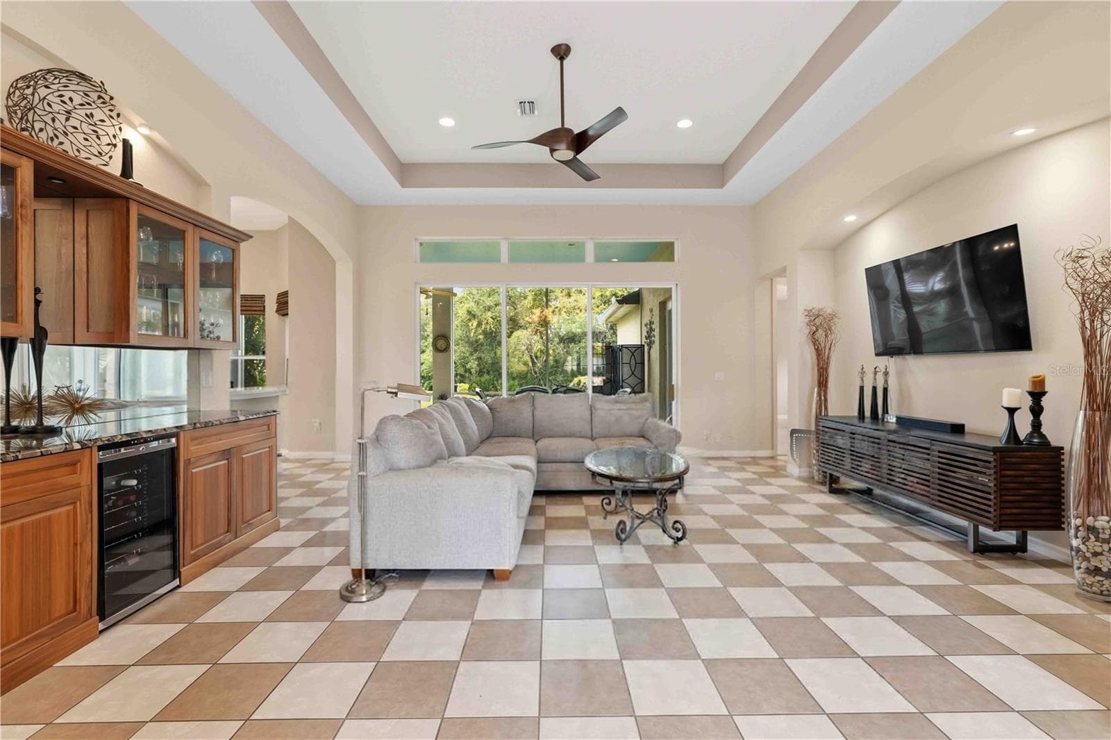 Single Family Residence at 7907 ASHLEY CIR, BRADENTON, photo 5 of 65