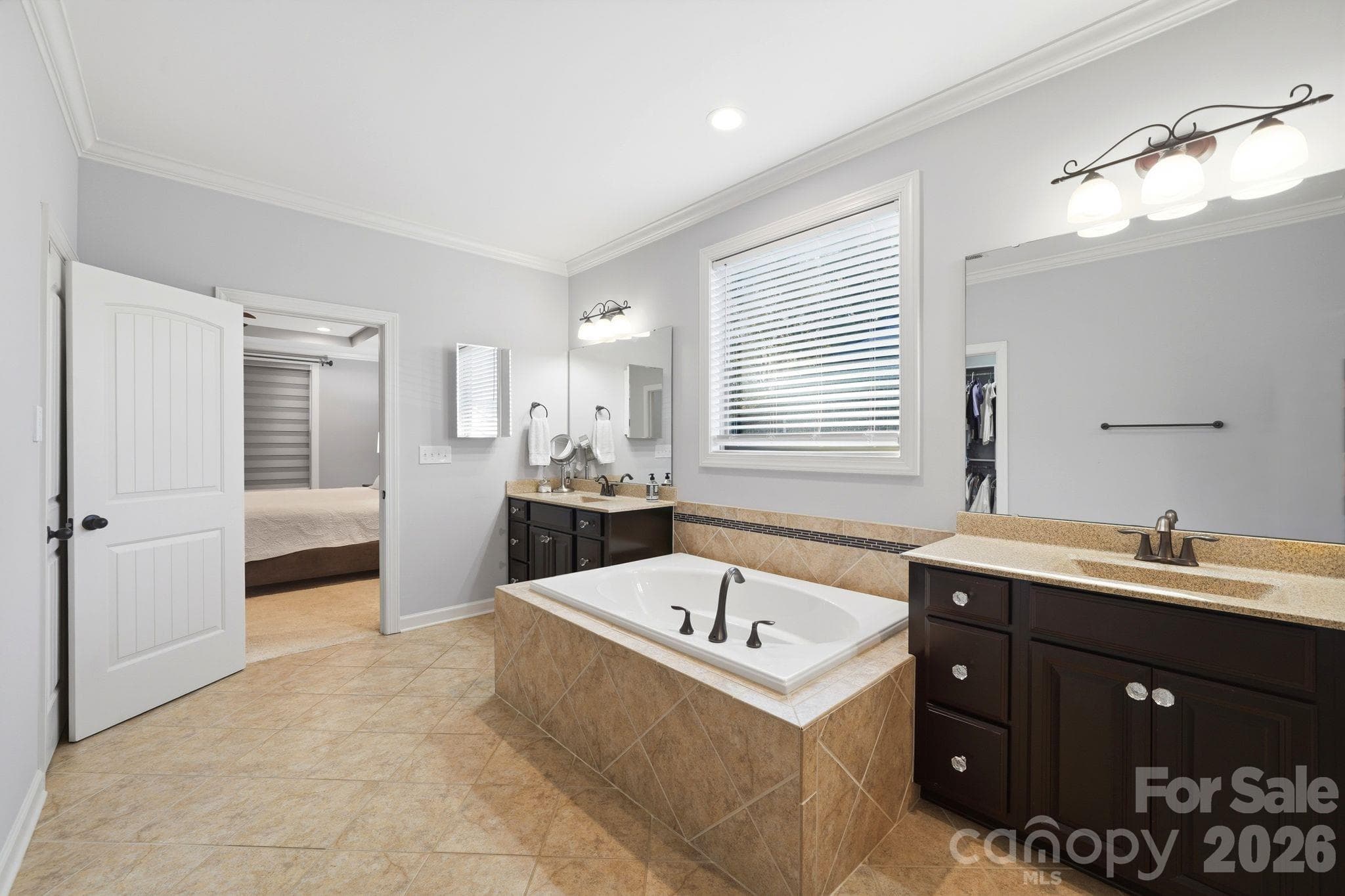 Single Family Residence at 7810 Sand Trap Lane, Stanley, photo 23 of 44